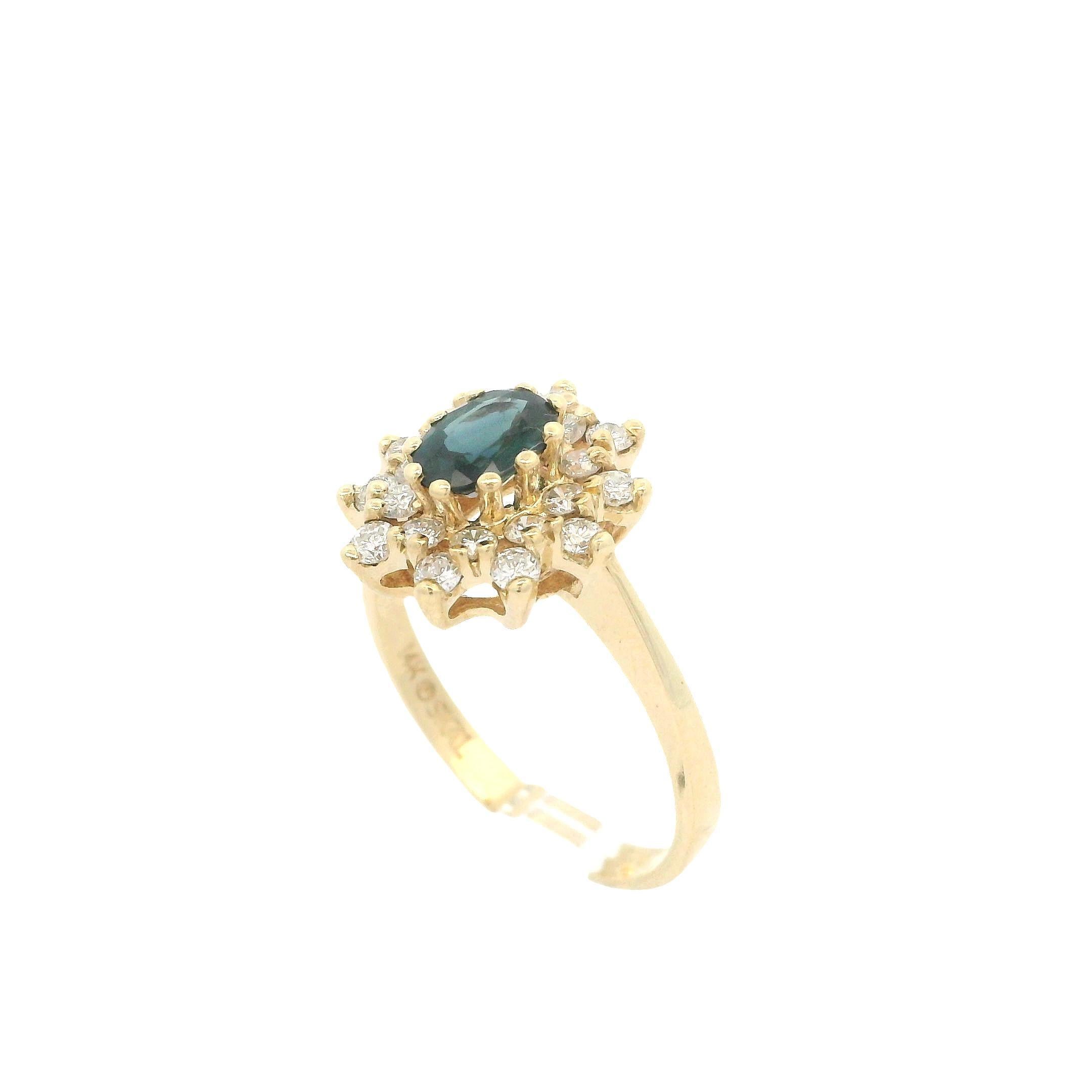 Classic Cute 14k Gelbgold 1,25ctw Saphir & Halo Diamond Cluster Petite Ring im Angebot 4