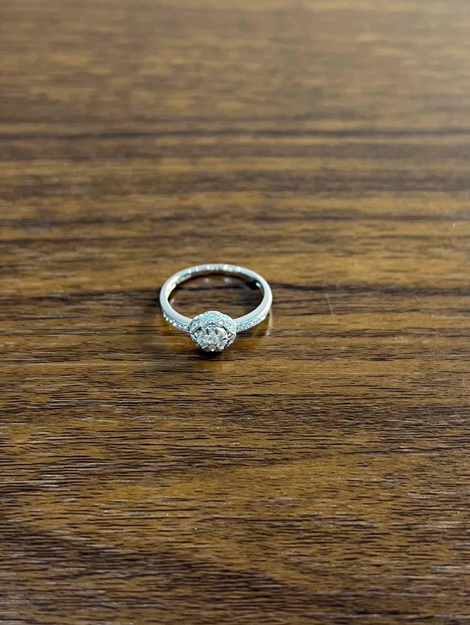 Modern Classic Dainty Round Shape White Diamond Halo Pave 14K White Gold Promise Ring For Sale