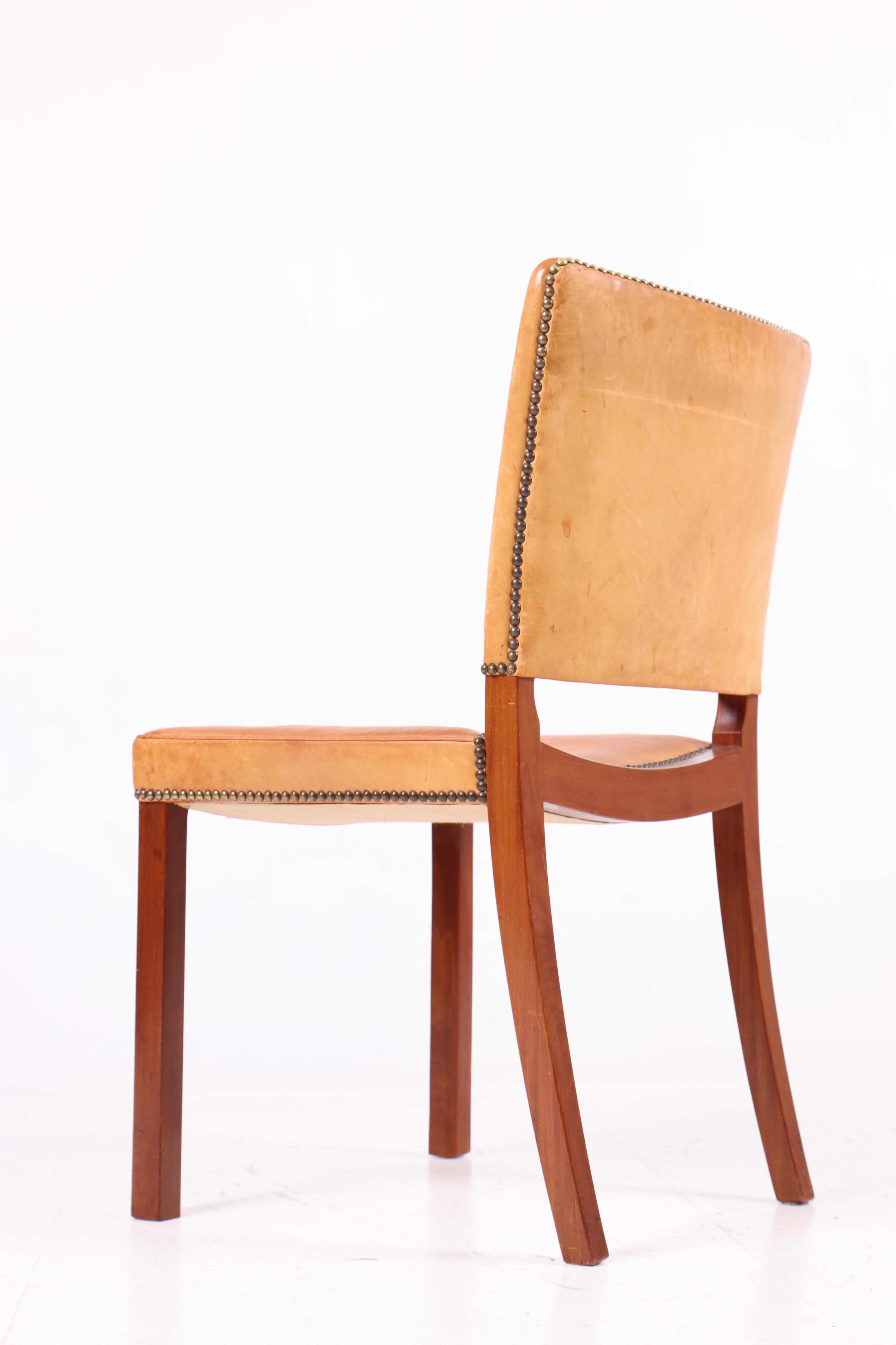 Scandinave Classic Danish 1940s Chair in Cuban Mahogany and Niger Leather (Chaise danoise classique des années 1940 en acajou cubain et cuir nigérien) en vente