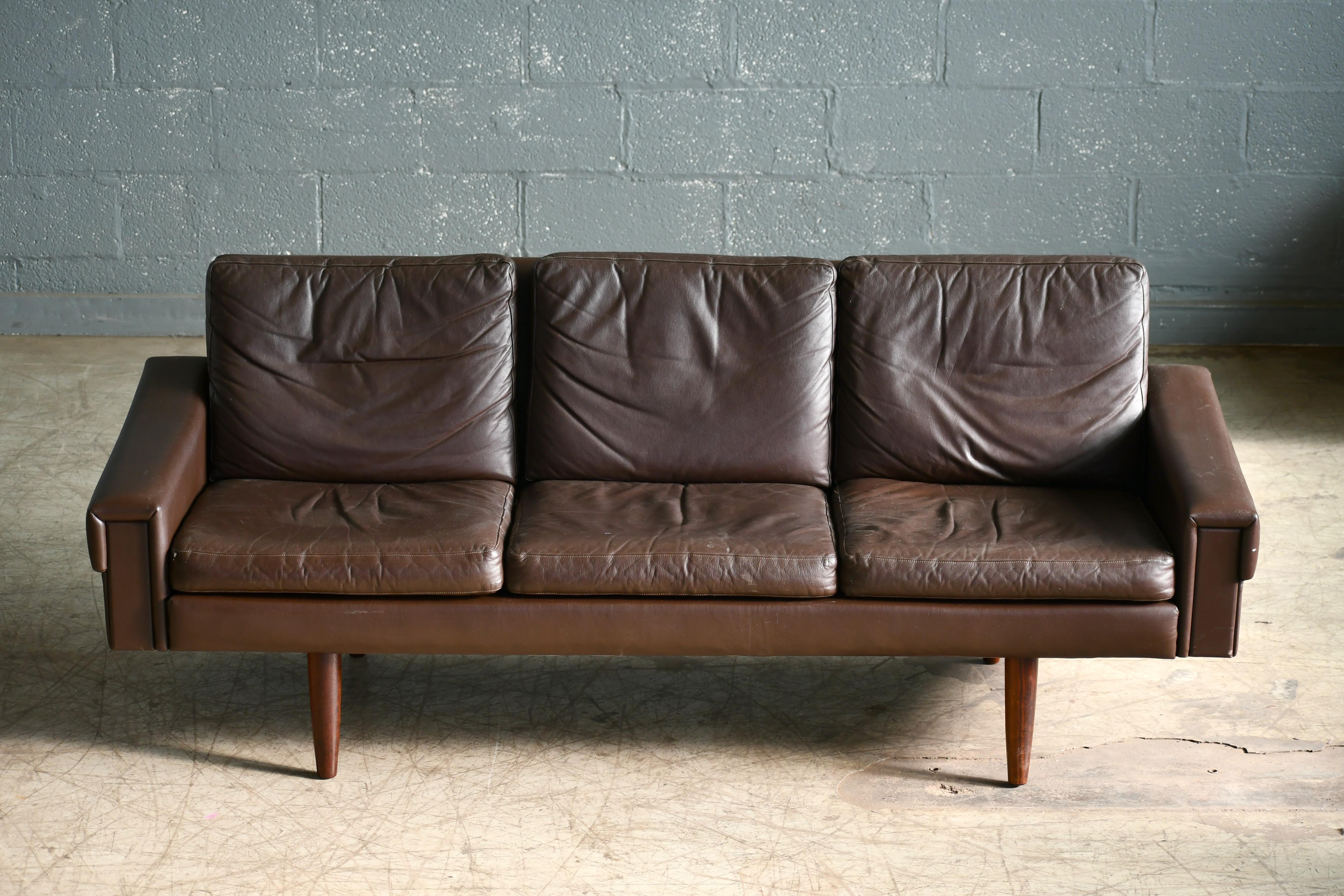Mid-Century Modern Classic Danish 1960s Midcentury Sofa in Chestnut Colored Leather by Georg Thams