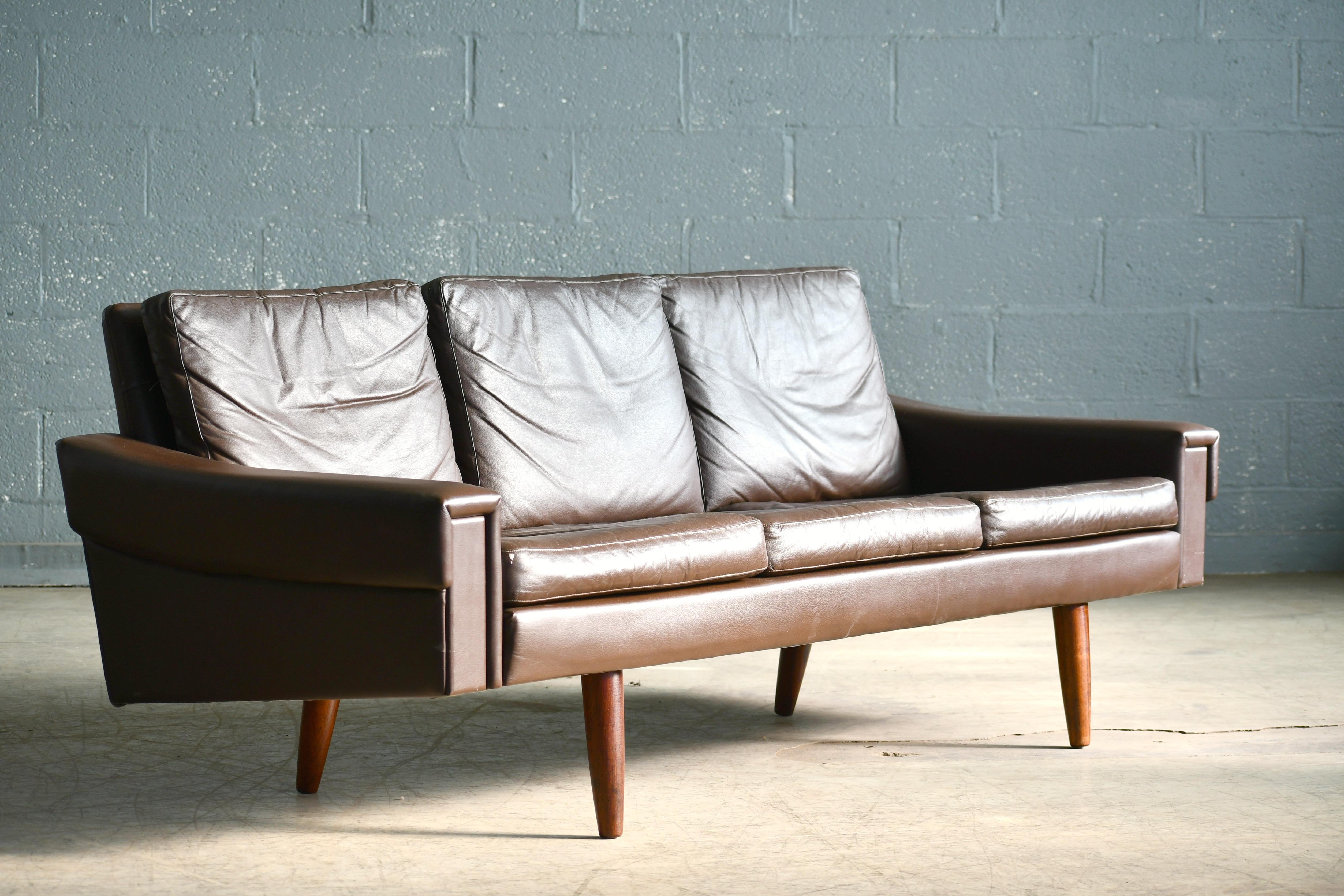 Mid-20th Century Classic Danish 1960s Midcentury Sofa in Chestnut Colored Leather by Georg Thams