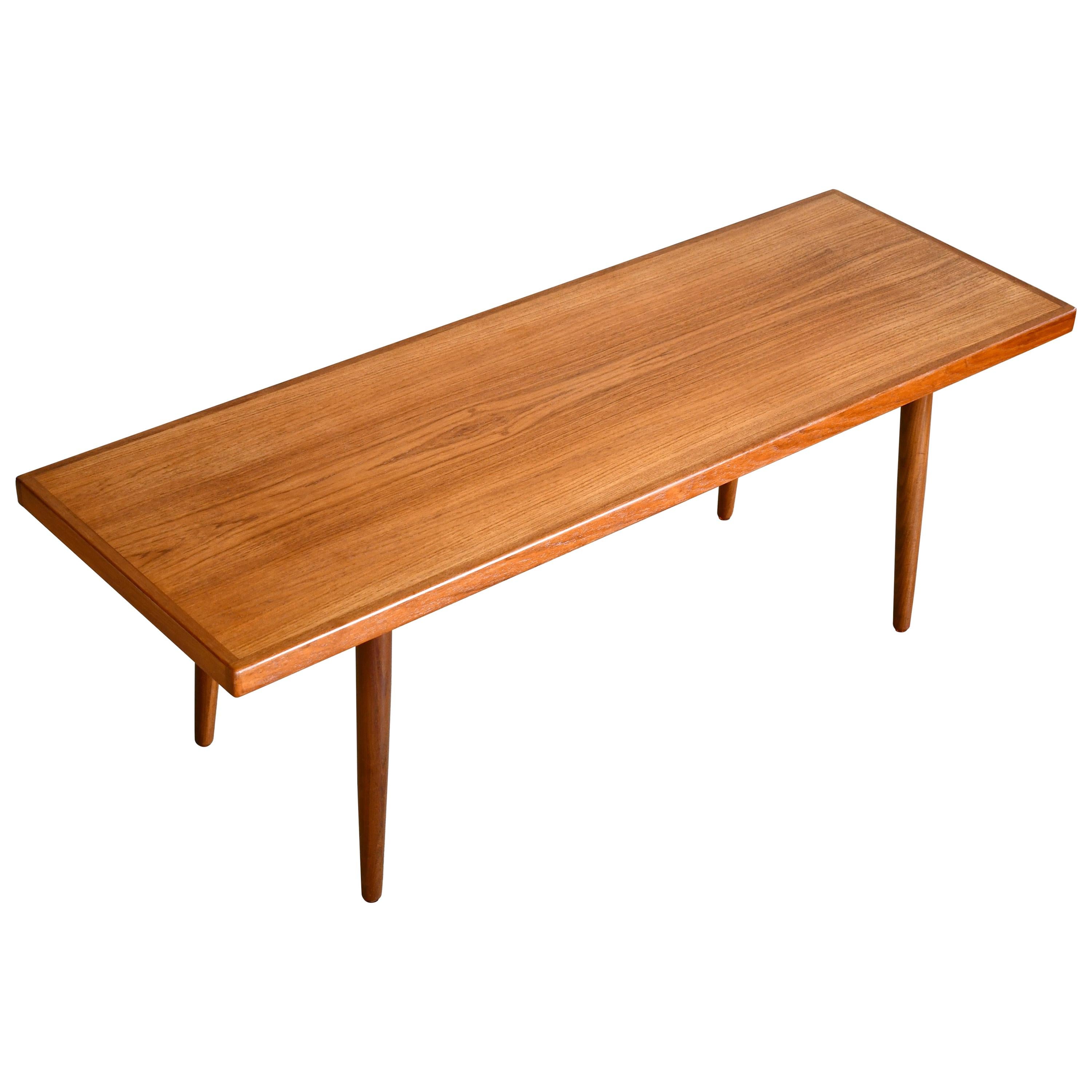 Classic Danish 1960s Teak Coffee Table in the Style of Peter Hvidt