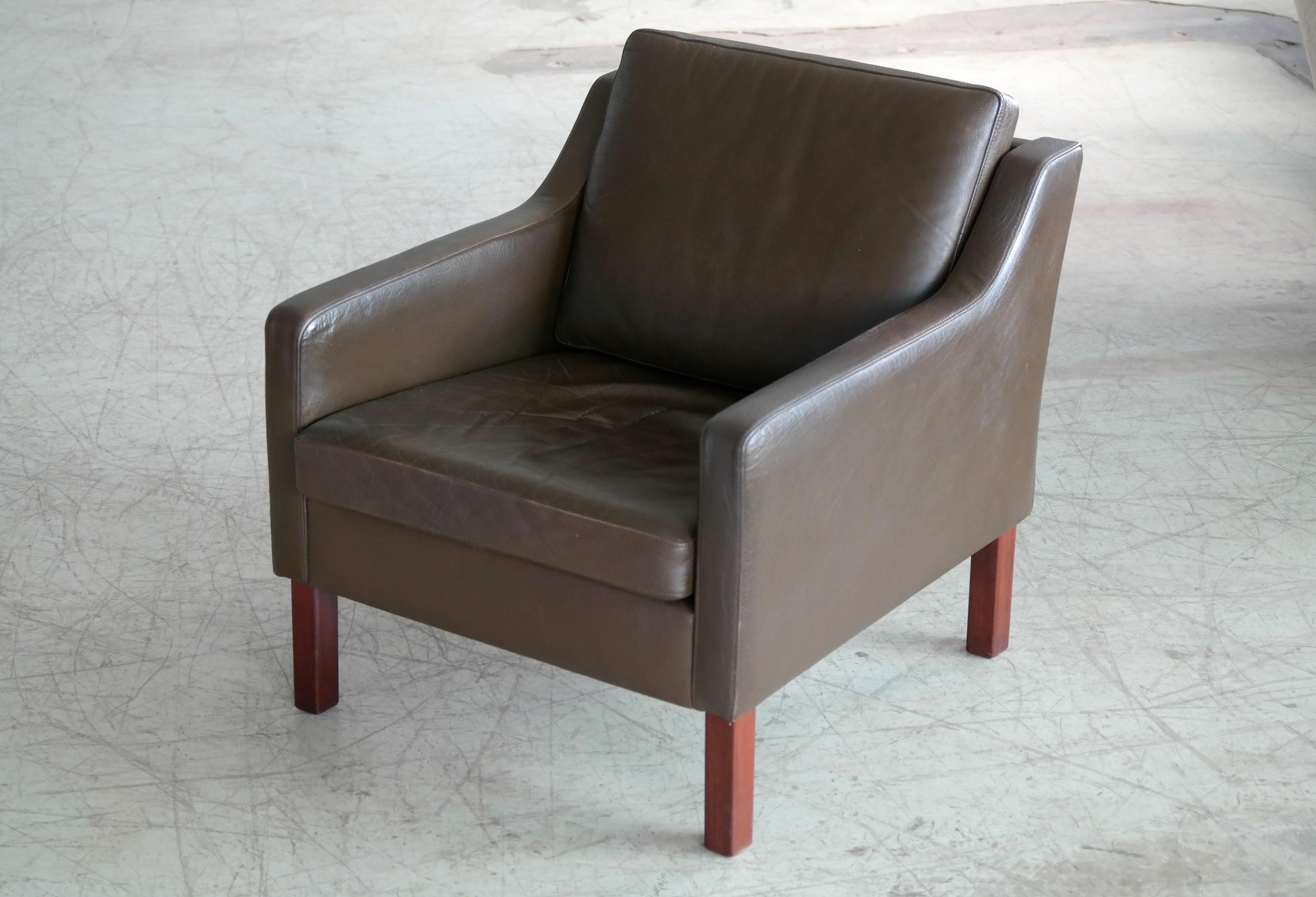 Classic Danish Borge Mogensen Style Easy Chair in Espresso Buffalo Leather 4