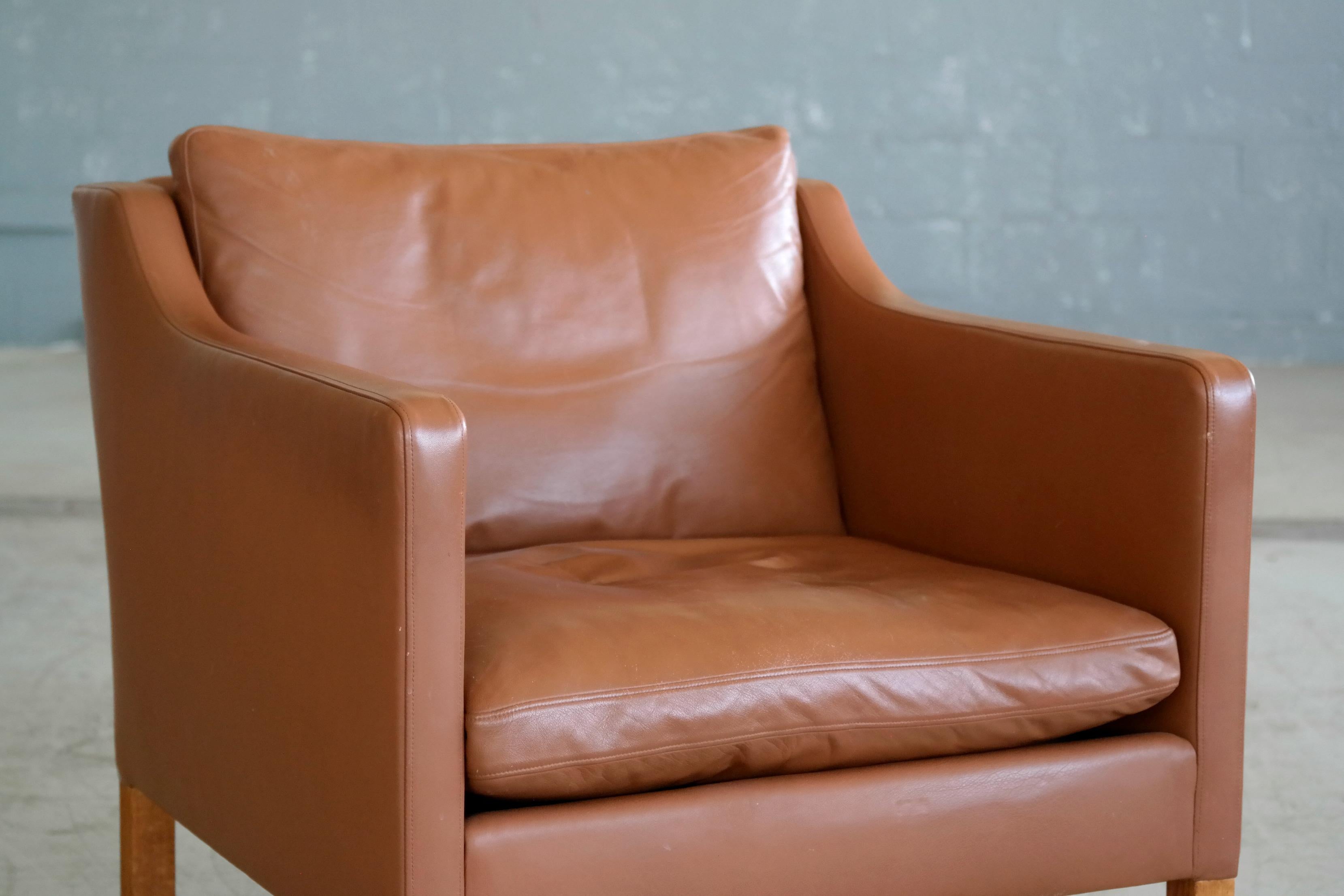 Classic Danish Borge Mogensen Style Easy Chairs Model 2421 in Cognac Leather In Excellent Condition In Bridgeport, CT