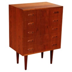 Classic Danish mid-century dresser in teak