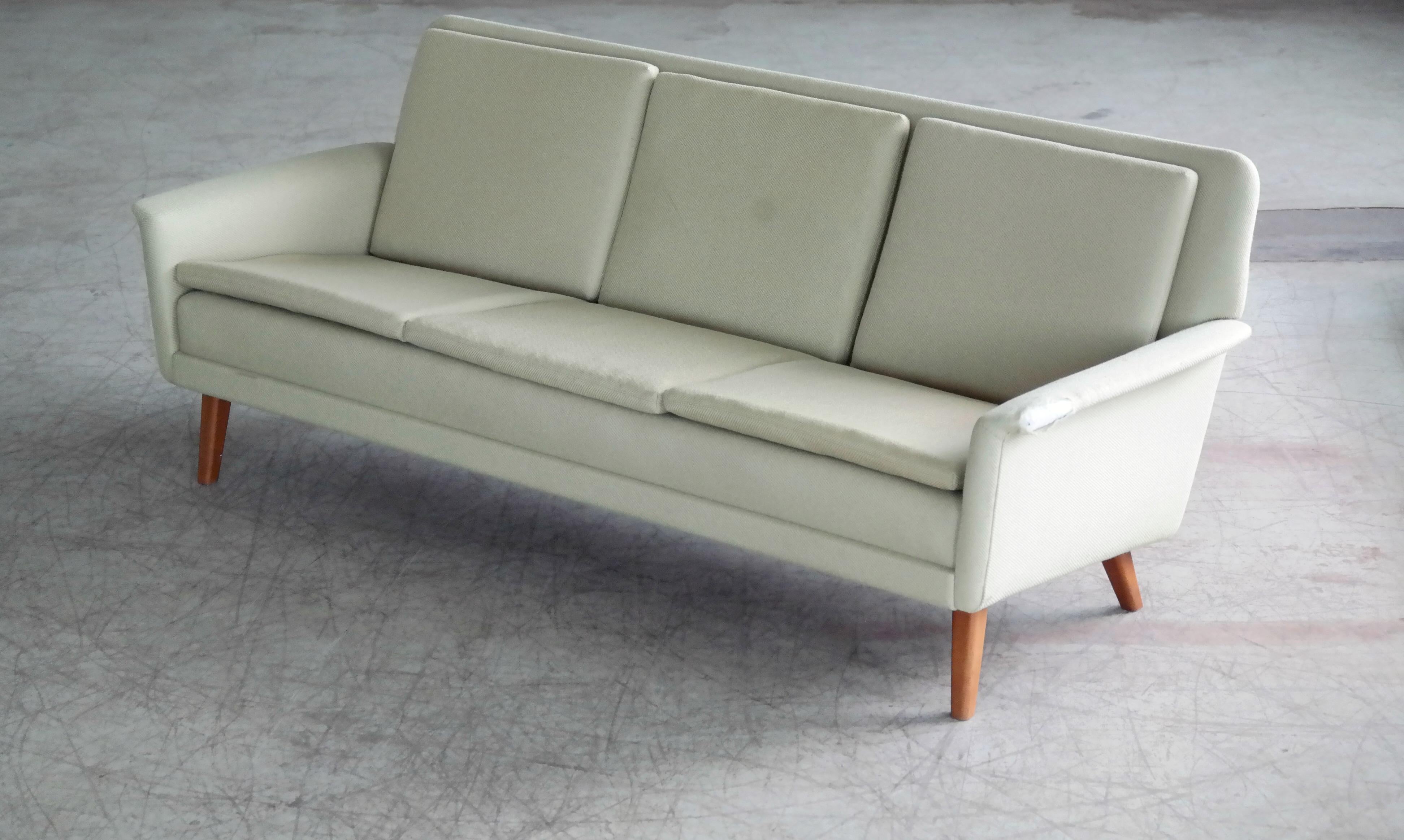 Mid-20th Century Classic Danish Midcentury Sofa by Folke Ohlsson for Fritz Hansen, 1950s 