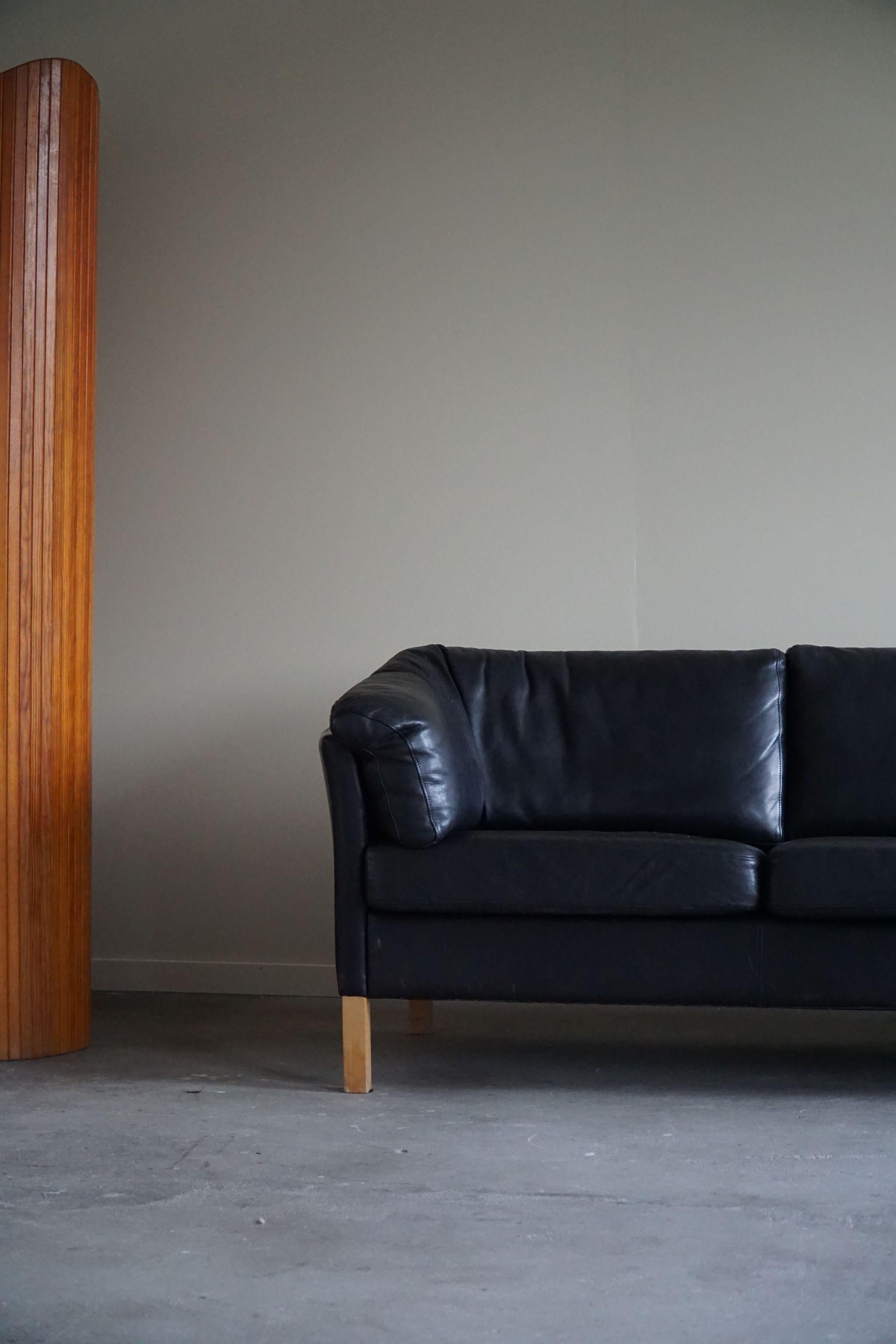 Classic Danish Mid Century Three Seater Sofa in Black Leather, Made in 1970s 7