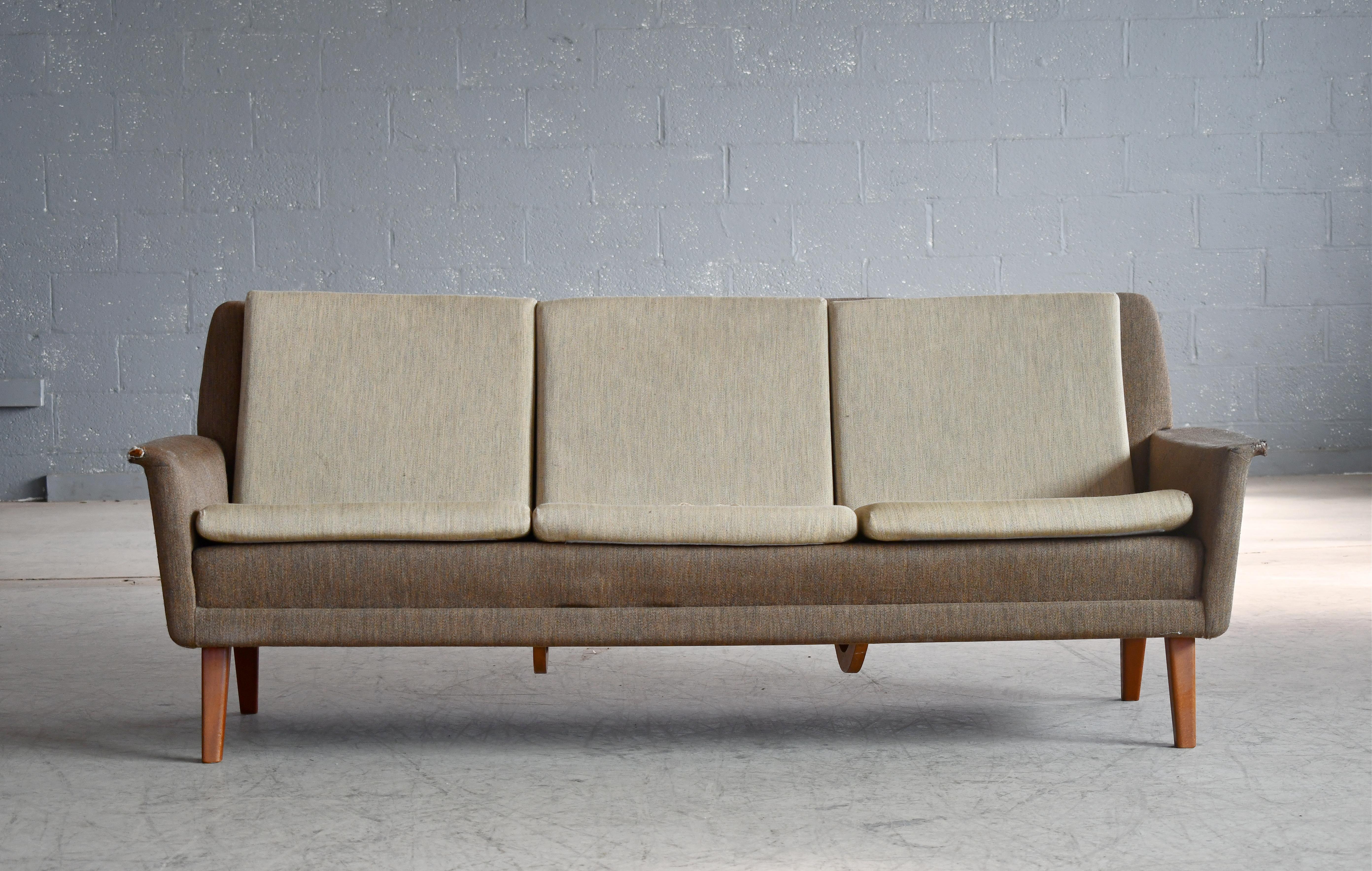 Mid-Century Modern Classic Danish Midcentury Sofa by Folke Ohlsson for Fritz Hansen, 1950s For Sale