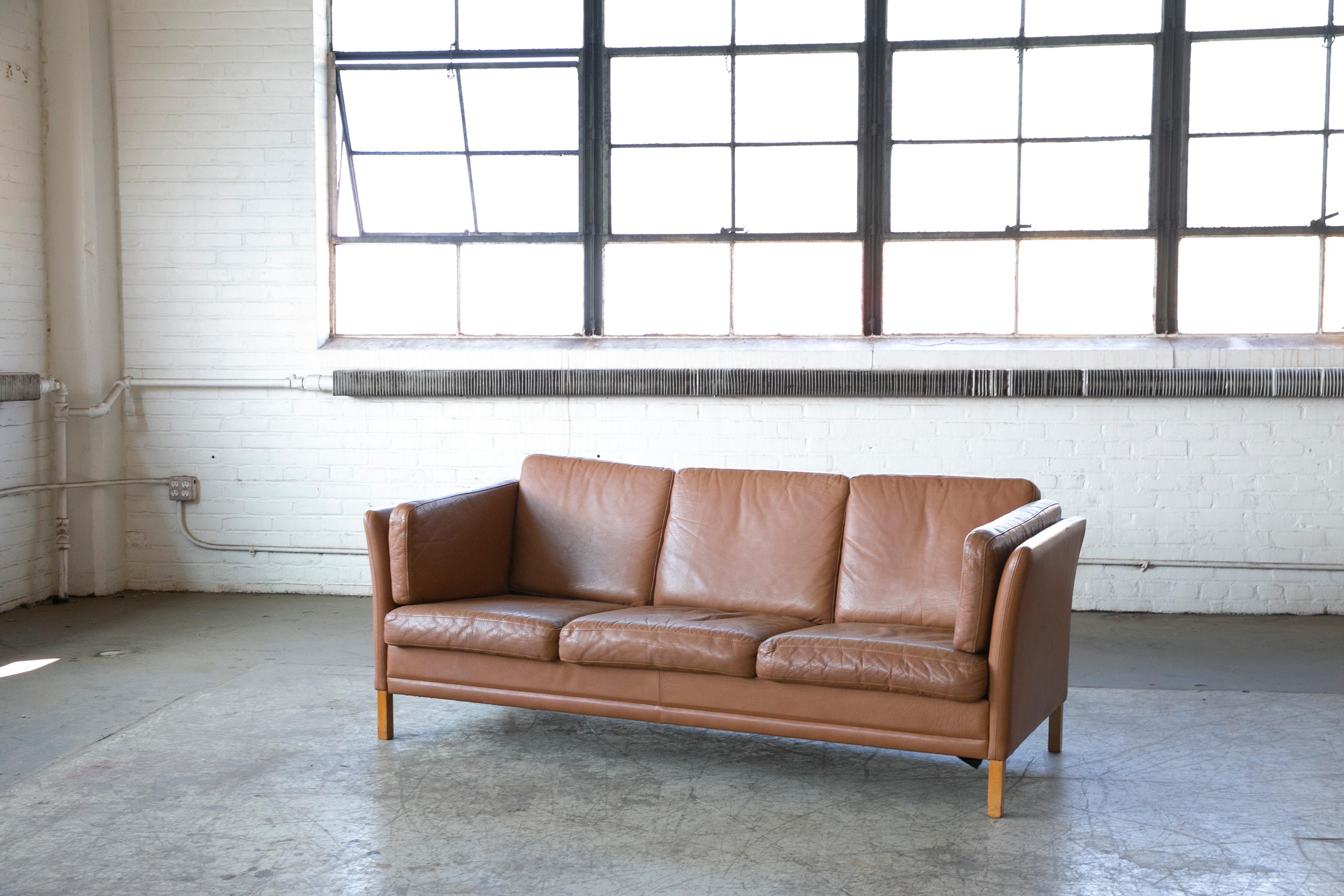 Classic Danish Midcentury Sofa in Chestnut Colored Leather by Mogens Hansen In Good Condition In Bridgeport, CT