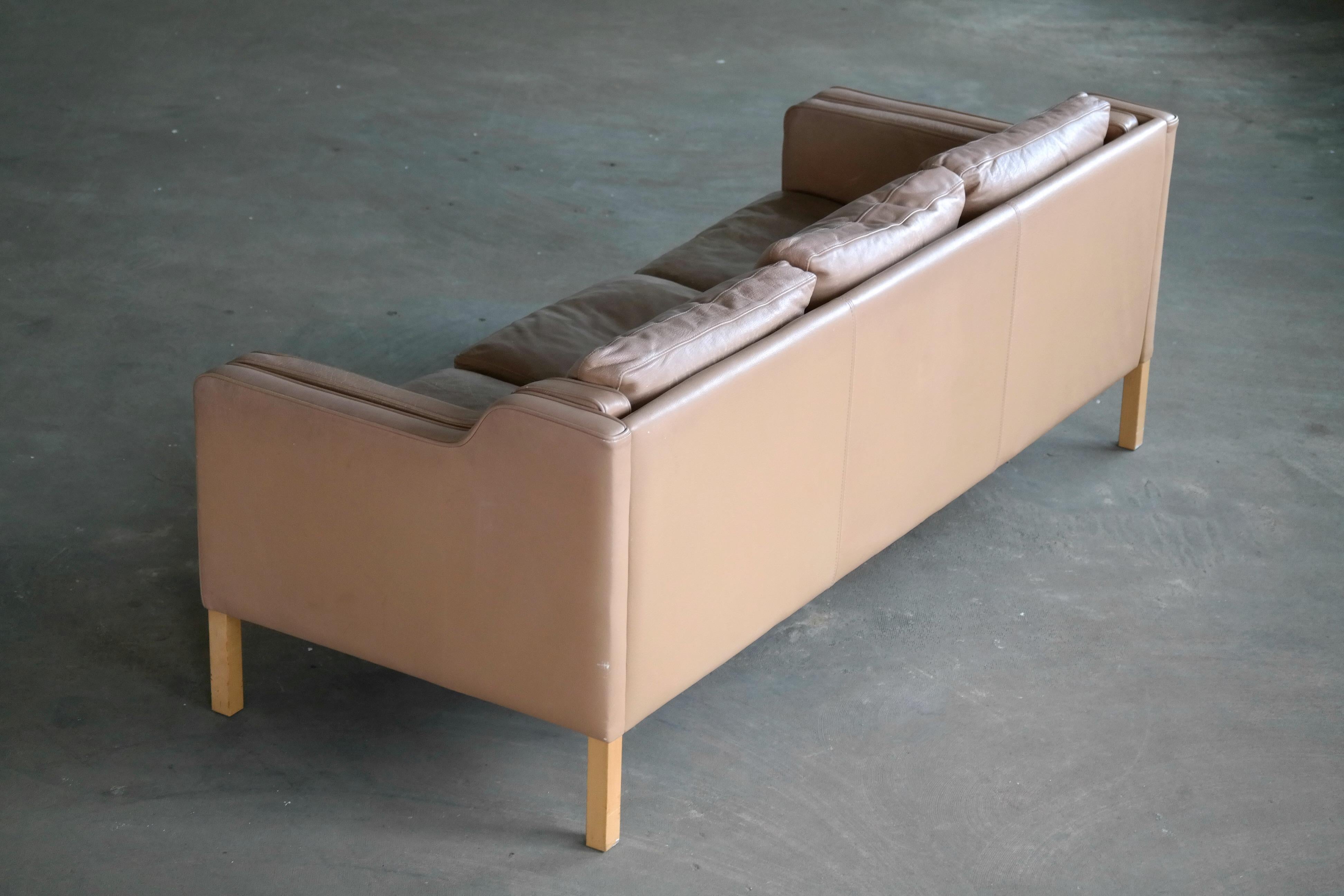 Classic Danish Midcentury Sofa in Tan Leather in the Style of Børge Mogensen 4