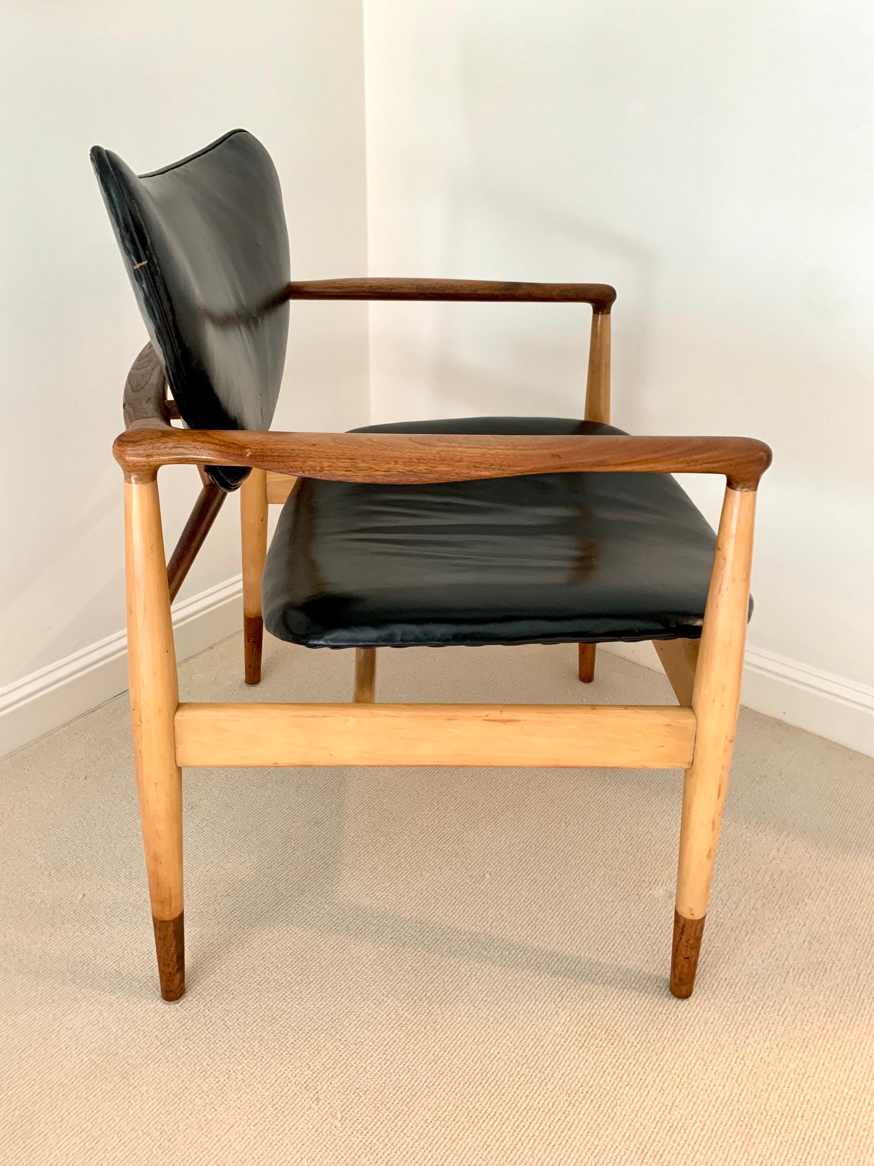 Classic Danish Modern Finn Juhl #48 Rare Maple, Walnut and Leather Chair Vodder 4