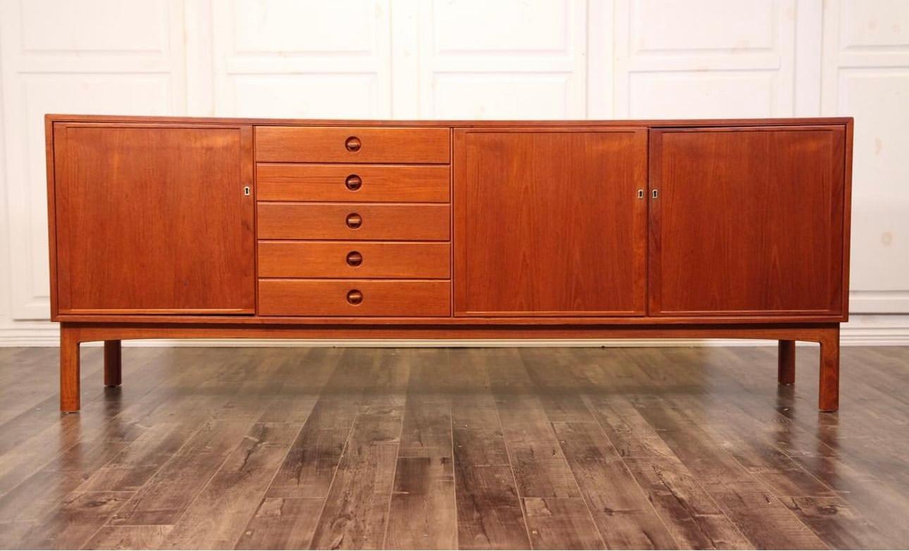 Classic Danish Modern Teak Credenza von Sven Engstrom / Skaraborgs Mobelindust (Skandinavische Moderne) im Angebot