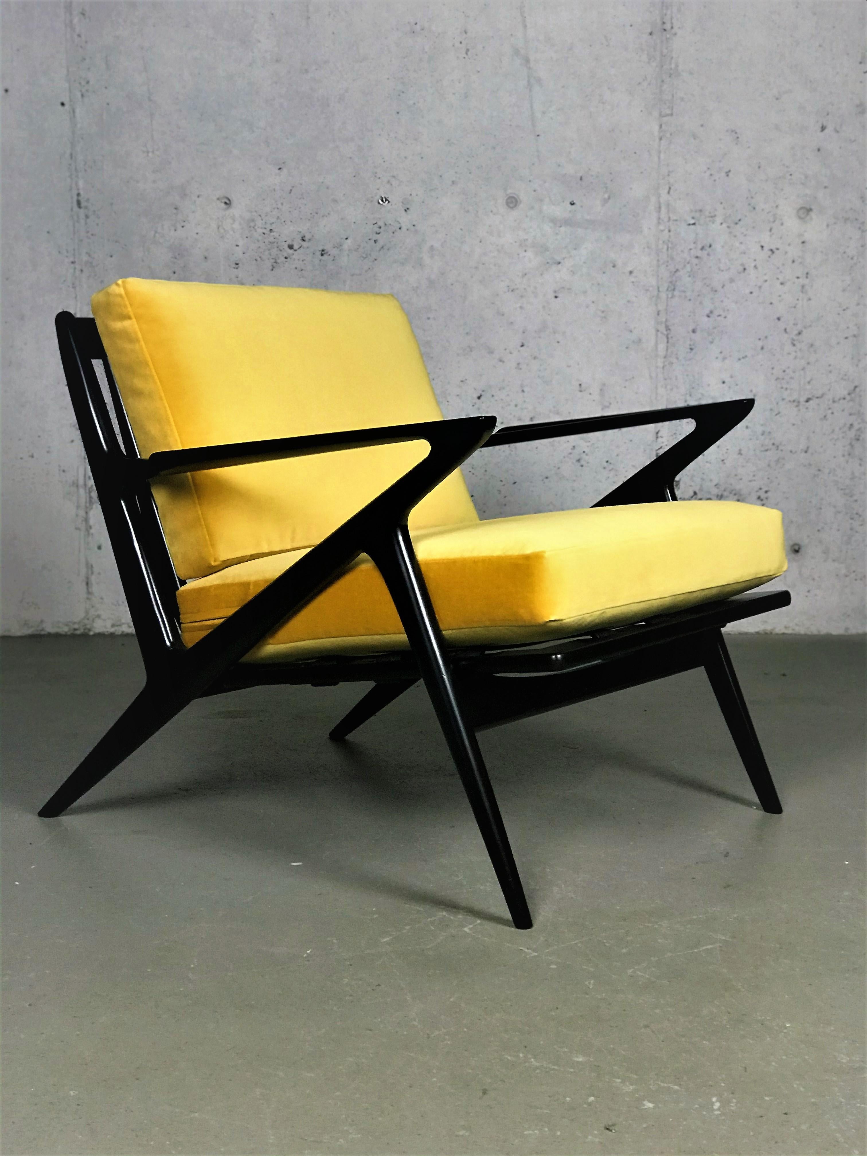 Mid-Century Modern Mid Century Lounge Chair in Ebony and Goldenrod Velvet by Poul Jensen for Selig For Sale