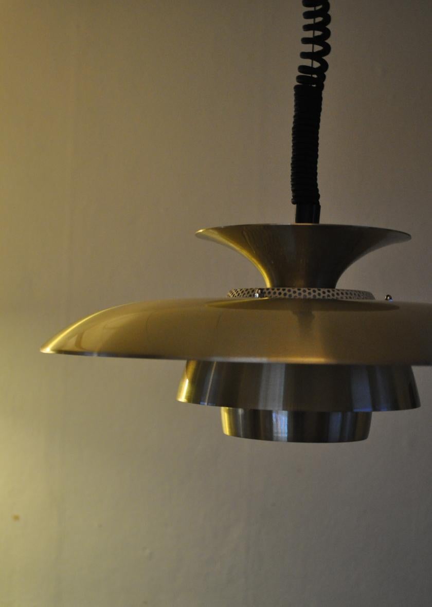 Classic Danish Multi-Layered Brass Pendant Light In Good Condition In Vordingborg, DK