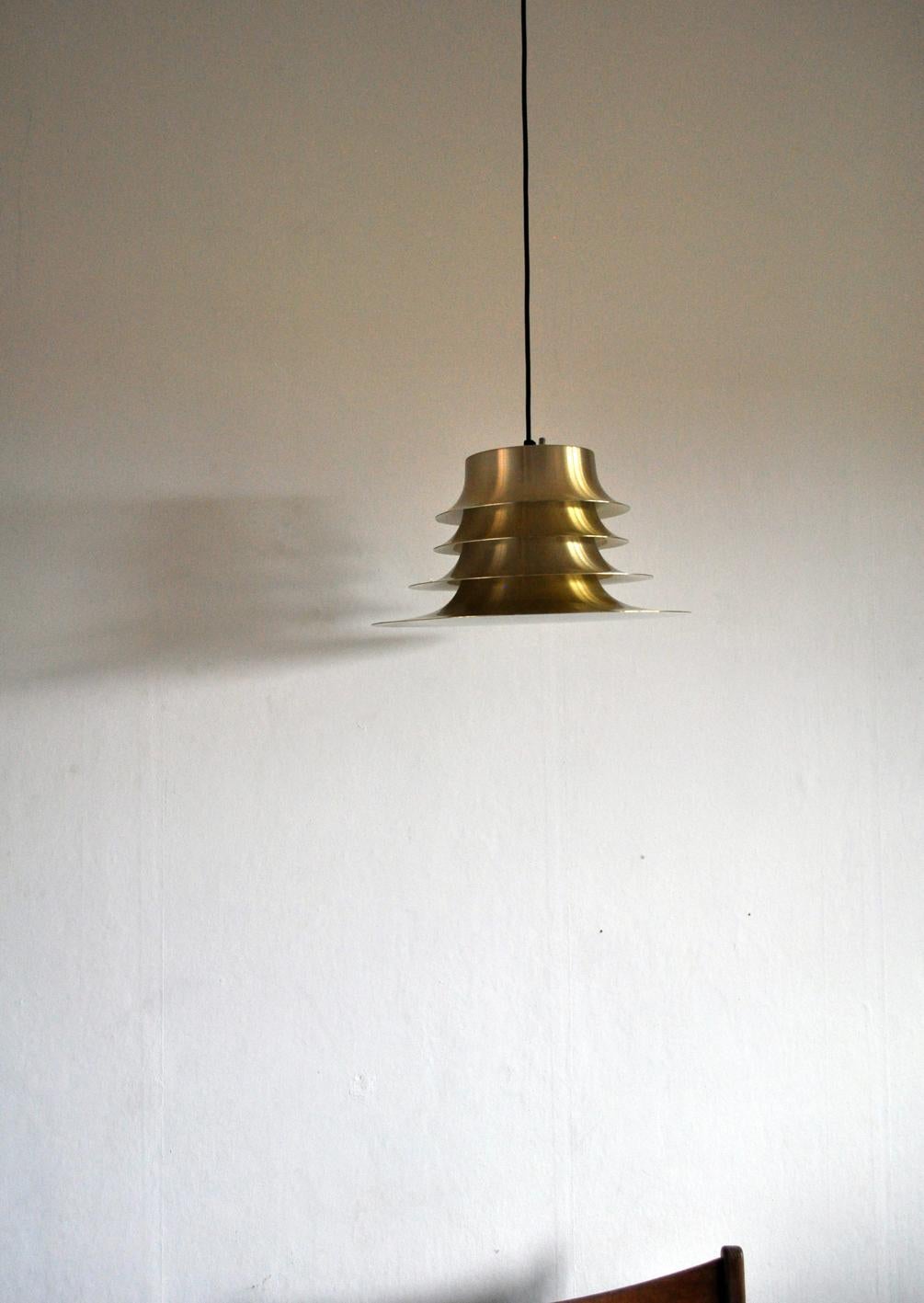 Classic Danish Multilayered Pendant Light in Brass For Sale 5