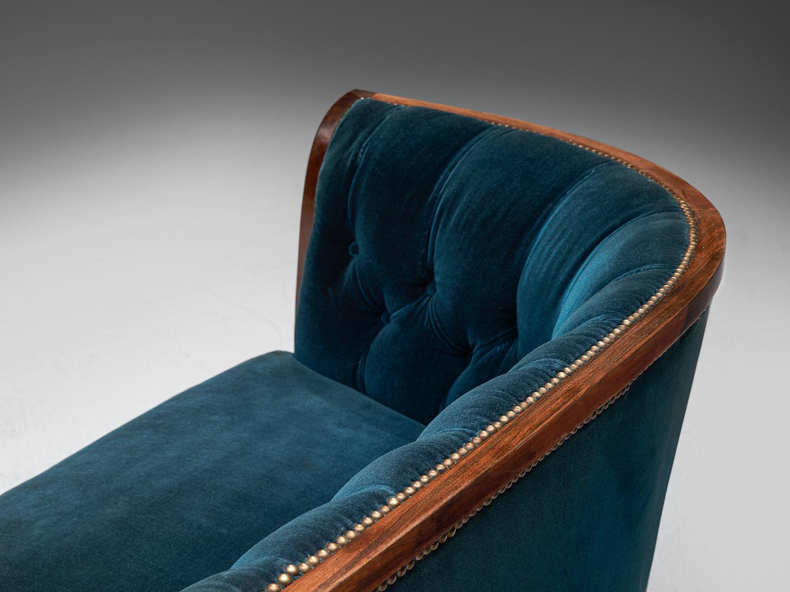 Classic Danish Sofa in Blue Velvet, ca. 1940 In Good Condition In Waalwijk, NL