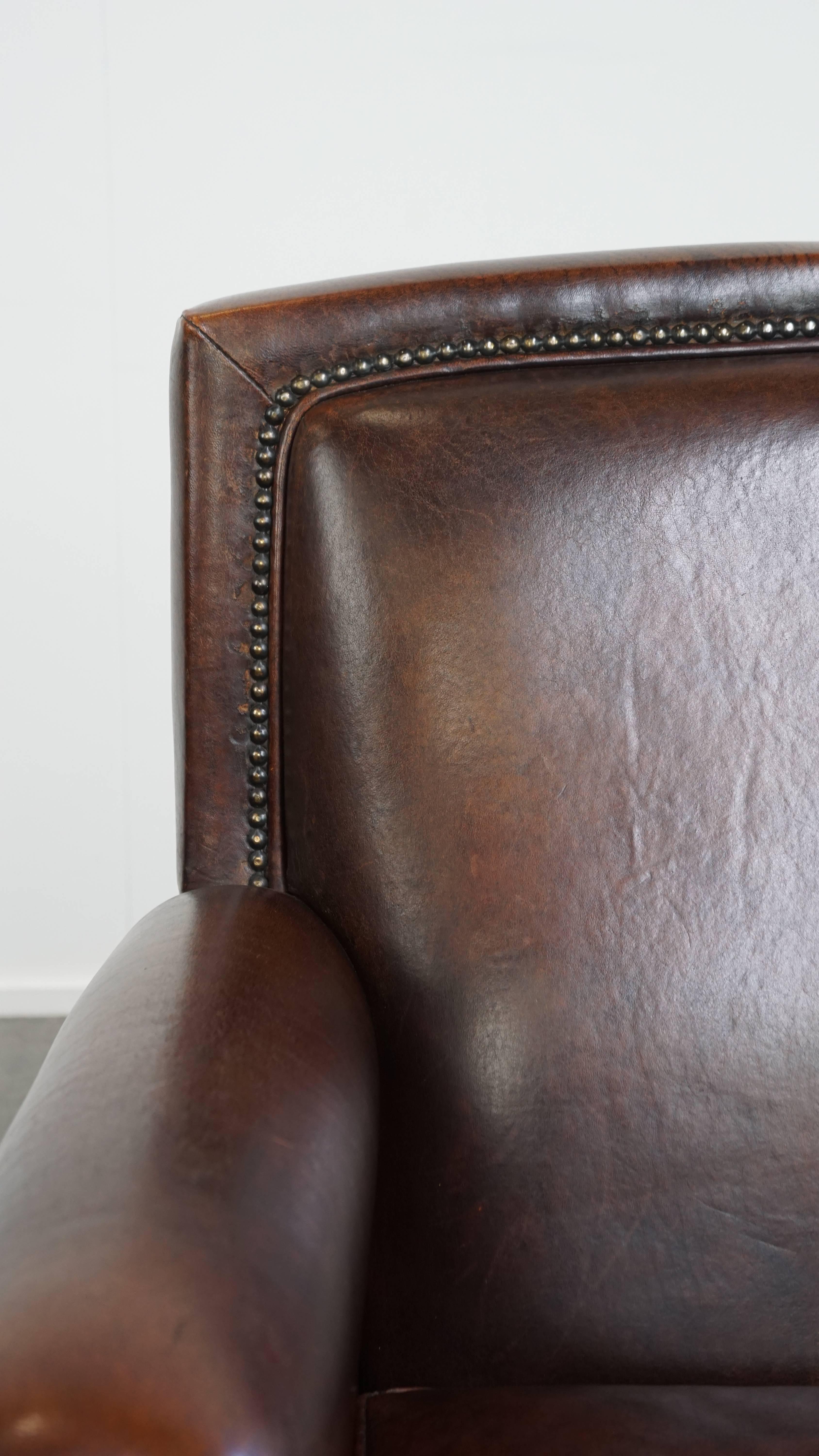Classic Dark Brown Sheepskin Leather Design Armchair For Sale 5