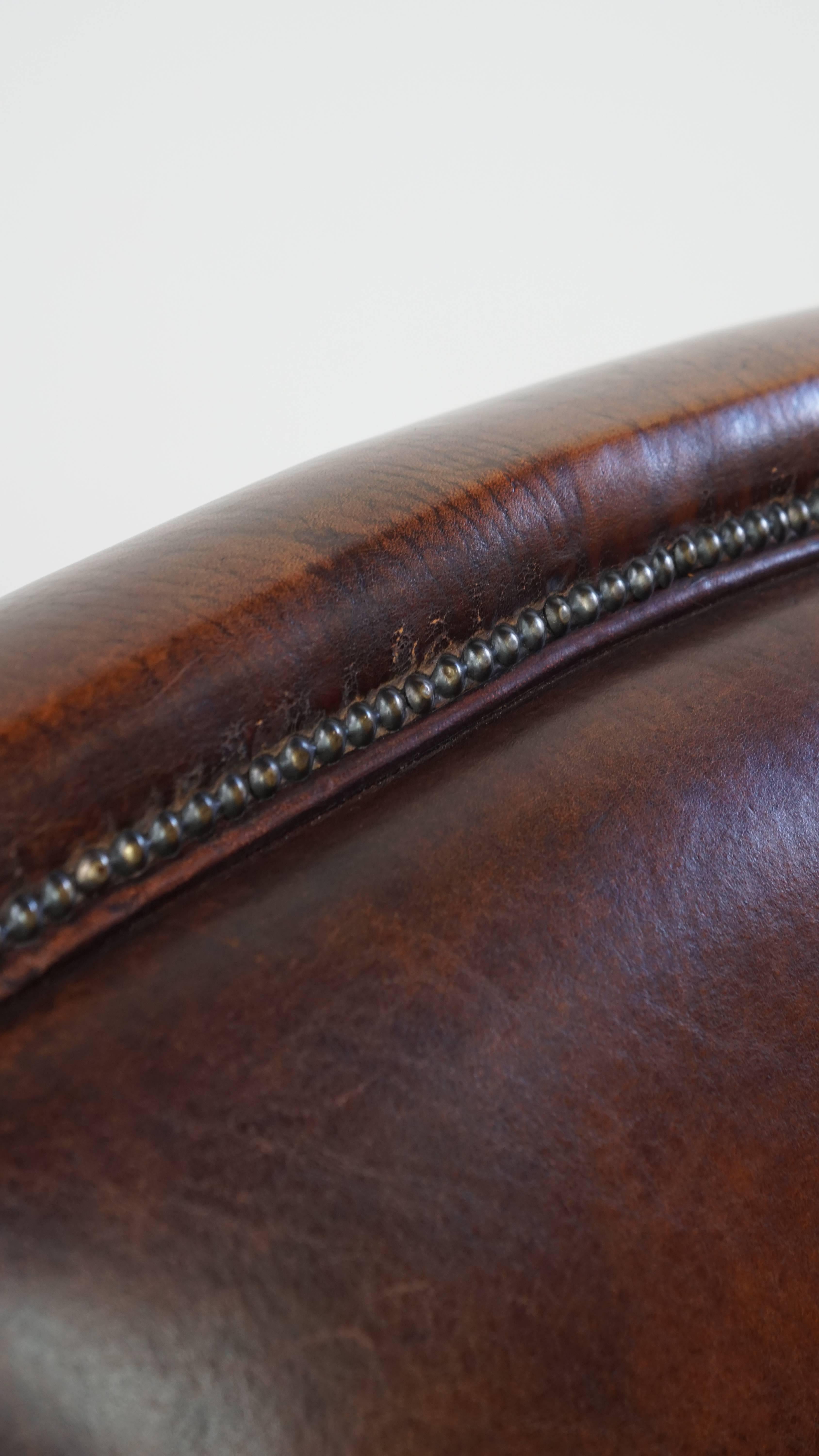 Classic Dark Brown Sheepskin Leather Design Armchair For Sale 6