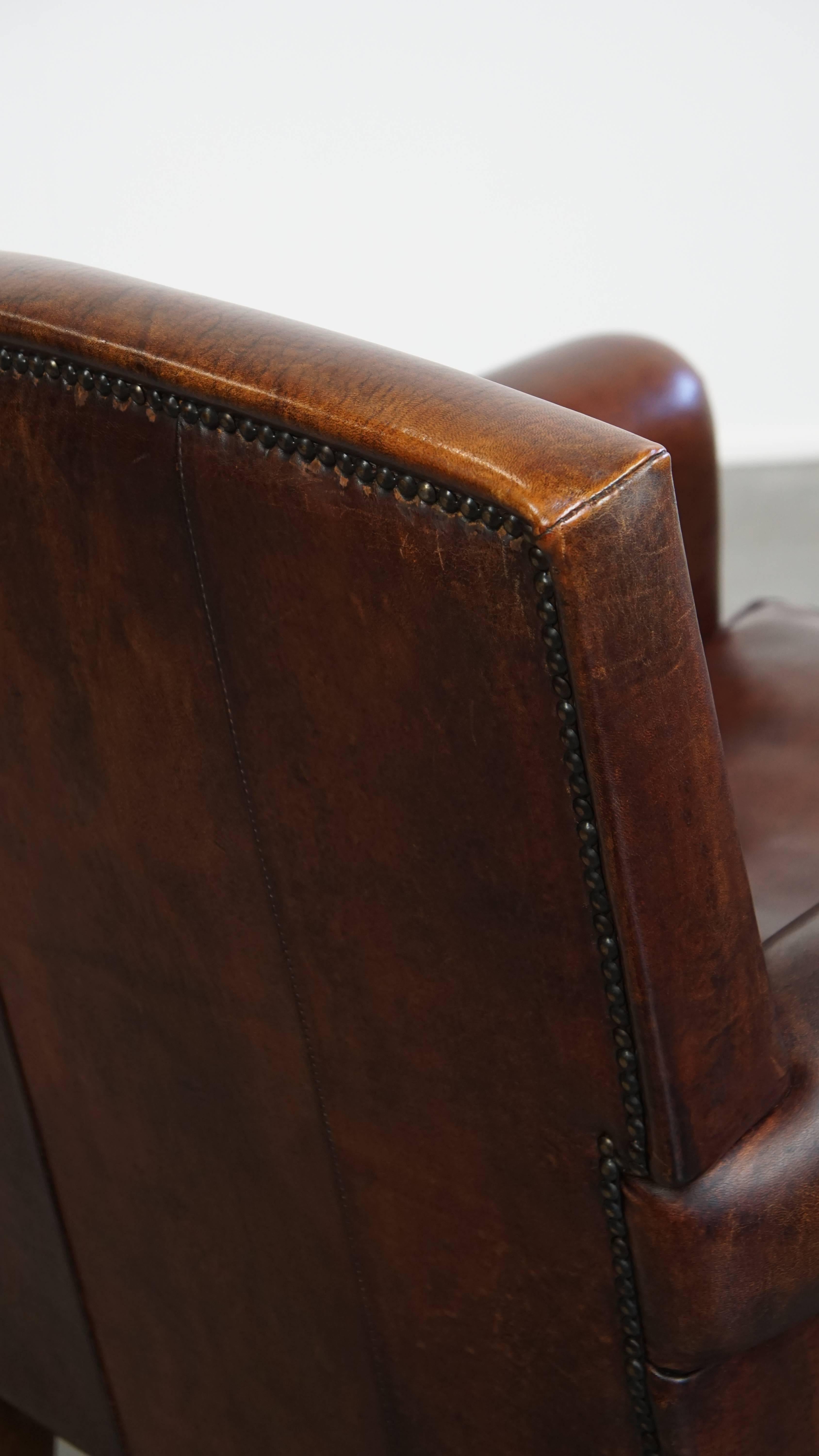 Classic Dark Brown Sheepskin Leather Design Armchair For Sale 7