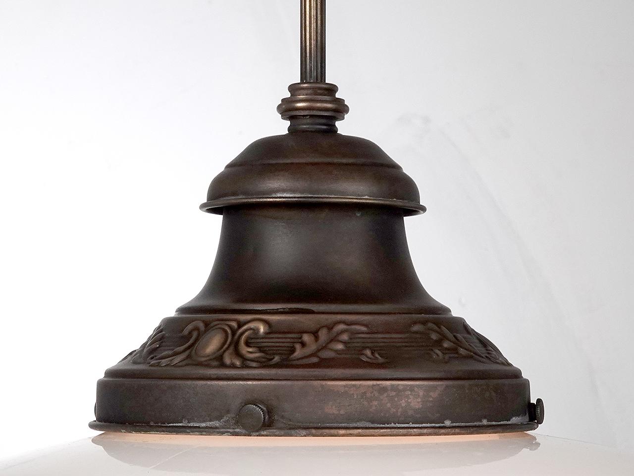 Klassische dekorative Eichel-Anhänger - passendes Paar (amerikanisch) im Angebot