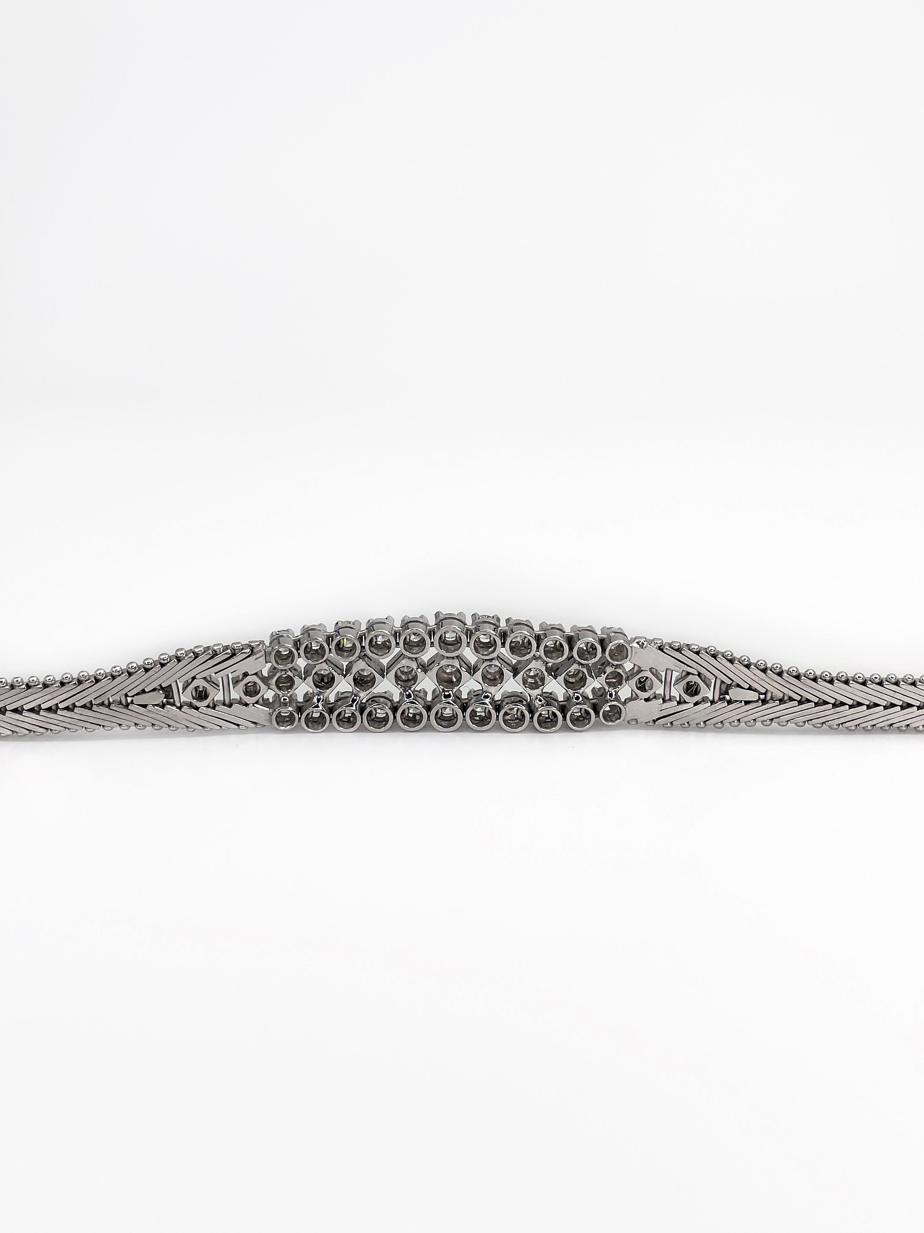 Klassisches Design 18K Weißgold 1ct Diamant-Armband im Zustand „Gut“ in Vilnius, Vilniaus apskr.