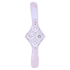 Classic Design 18K White Gold Diamond Shape Ring with Diamonds