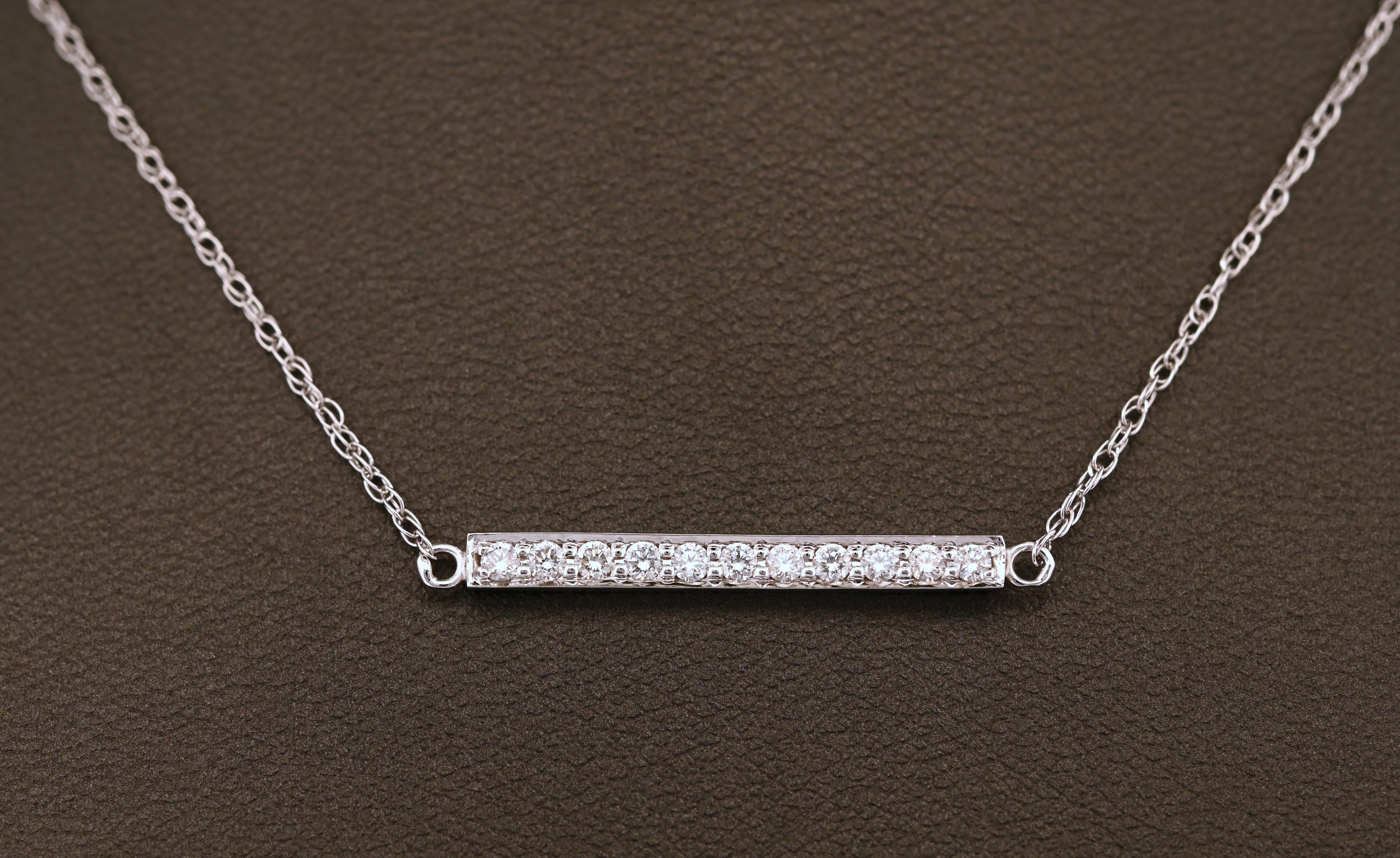 Taglio rotondo Collana a barre con pavé in oro bianco 18 carati dal design classico in vendita
