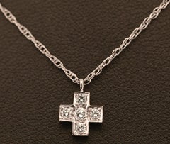 Classic Design 18K White Gold Petite Cross Necklace