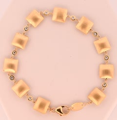 Classic Design 18K Yellow Gold Pillow Talk Bracelet with Diamonds
