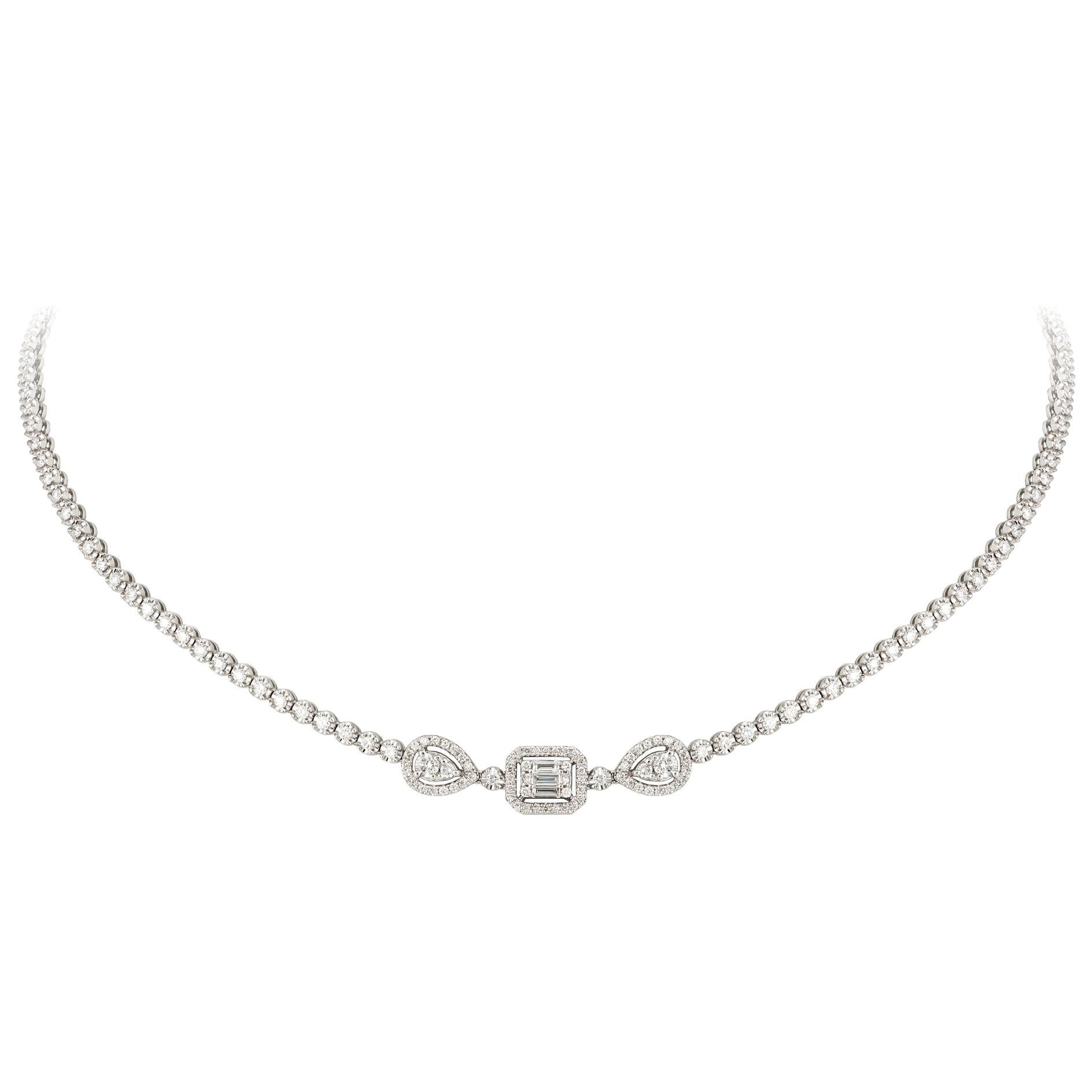 Classic Diamond 18 Karat White Gold Necklace for Her For Sale