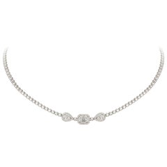 Classic Diamond 18 Karat White Gold Necklace for Her