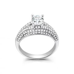 Classic Diamond 18K White Gold Exclusive Ring for Her