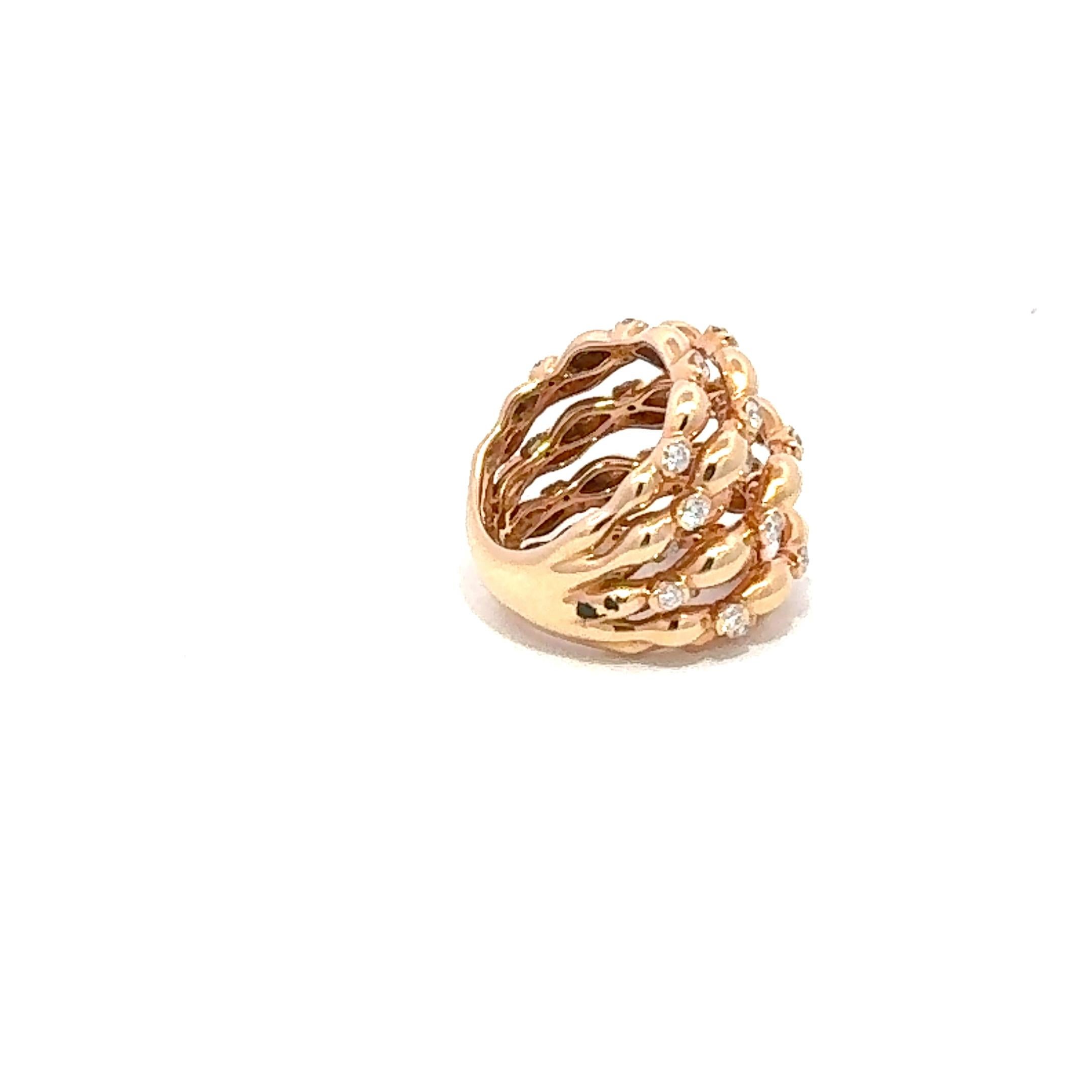 Women's Classic Diamond 18K Yellow Gold Ring For Her For Sale