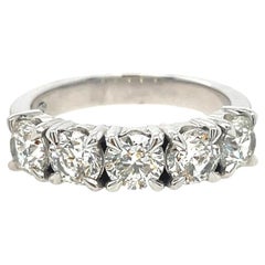 Bracelet classique en or blanc 18 ct et 5 = 2 ct de diamants