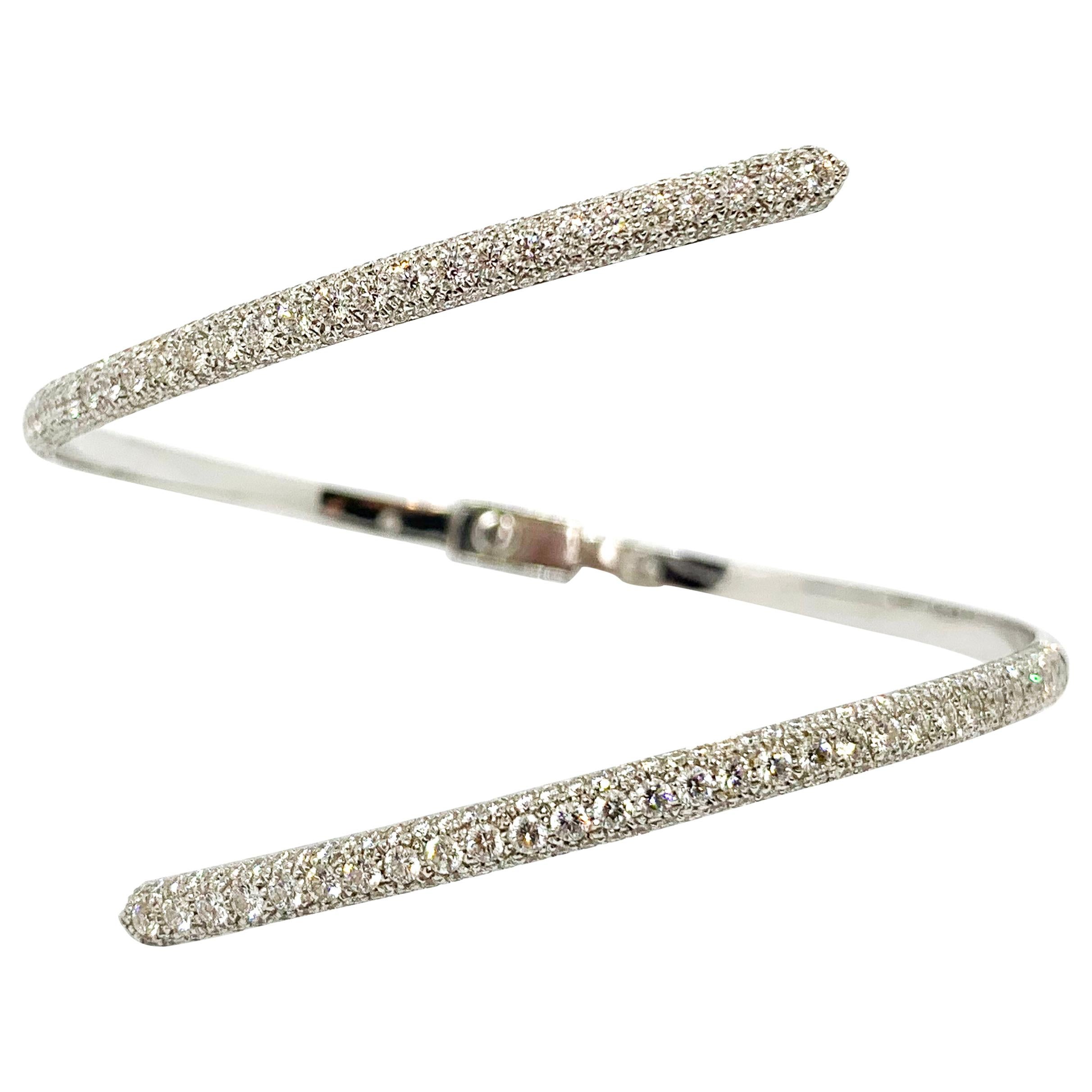 Rosior Diamond Bangle Bracelet set in White Gold For Sale