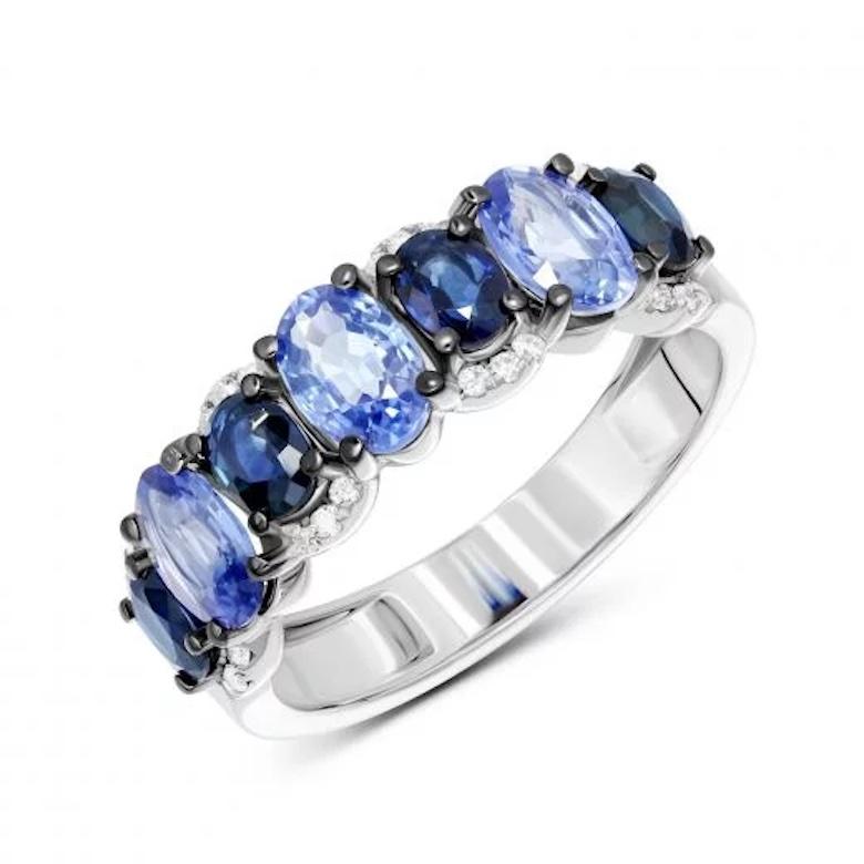 Modern Classic Diamond Blue Sapphire White 14k Gold Ring for Her For Sale