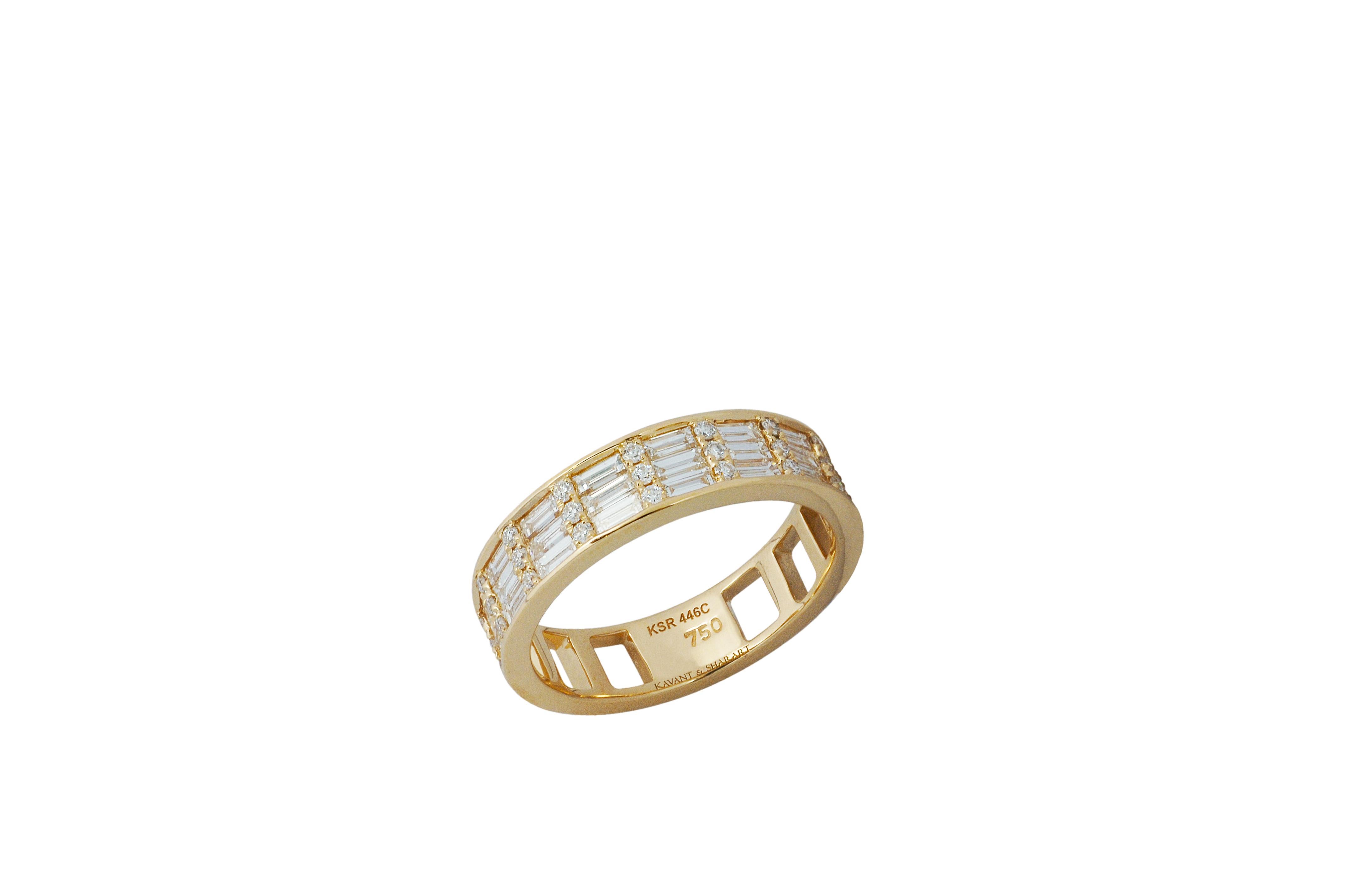 Diamond 0.98 carats Ring in 18K Gold Settings


Width:  0.5 cm 
Length: 2.0 cm

Inspired by the spirit of 