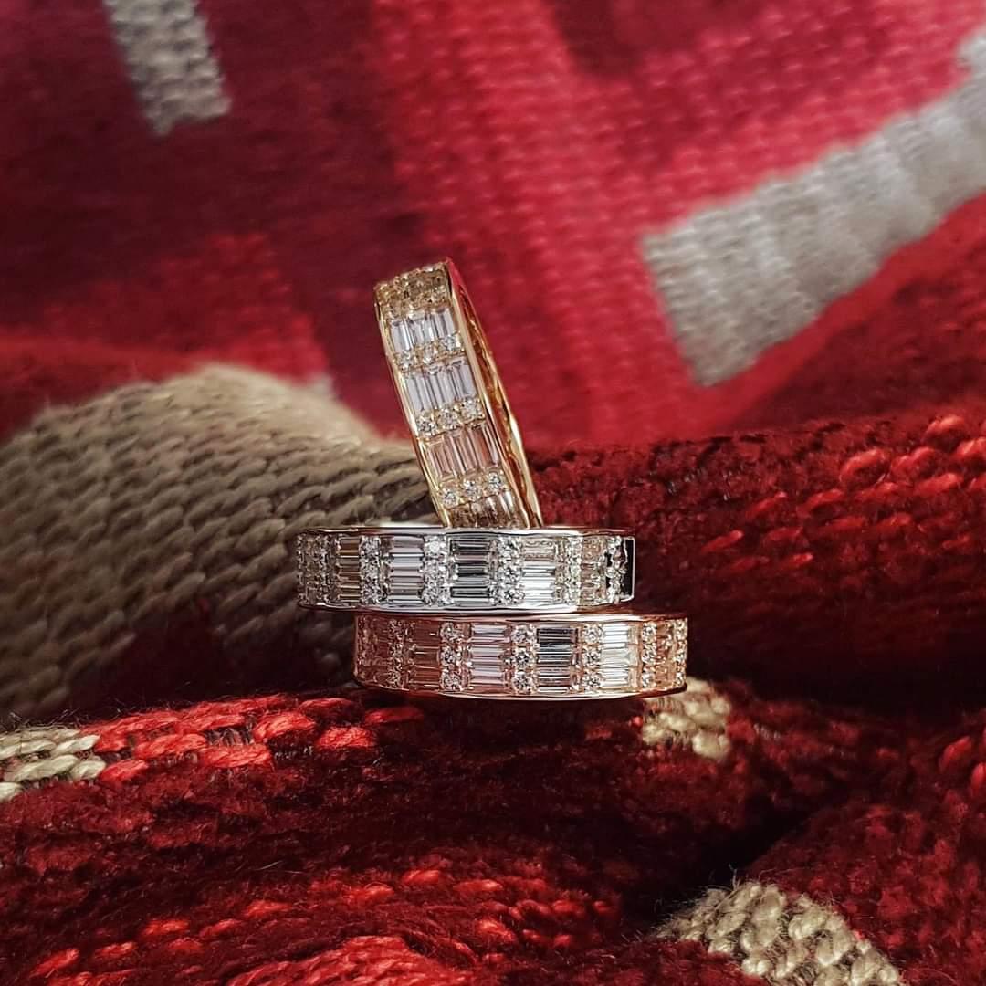 Women's or Men's Classic Diamond Cigar Band 3 Ring in 18K White Gold Settings For Sale