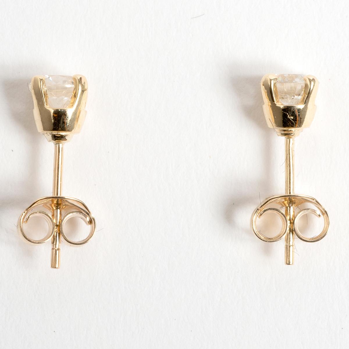 Classic Diamond Ear Studs, 9carat Yellow Gold, Est .50 Carat In Excellent Condition In Canterbury, GB