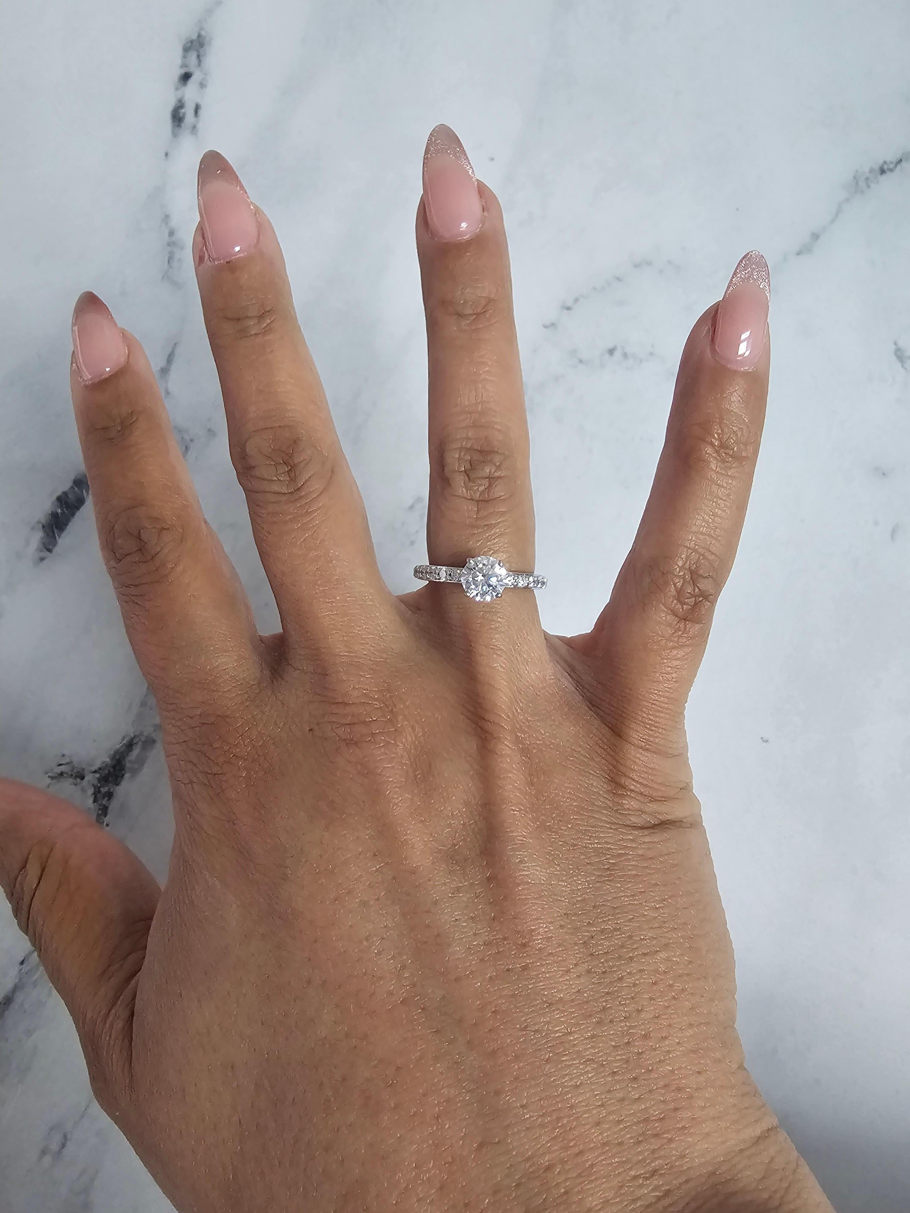Round Cut Classic Diamond Engagement Ring 14k White Gold For Sale
