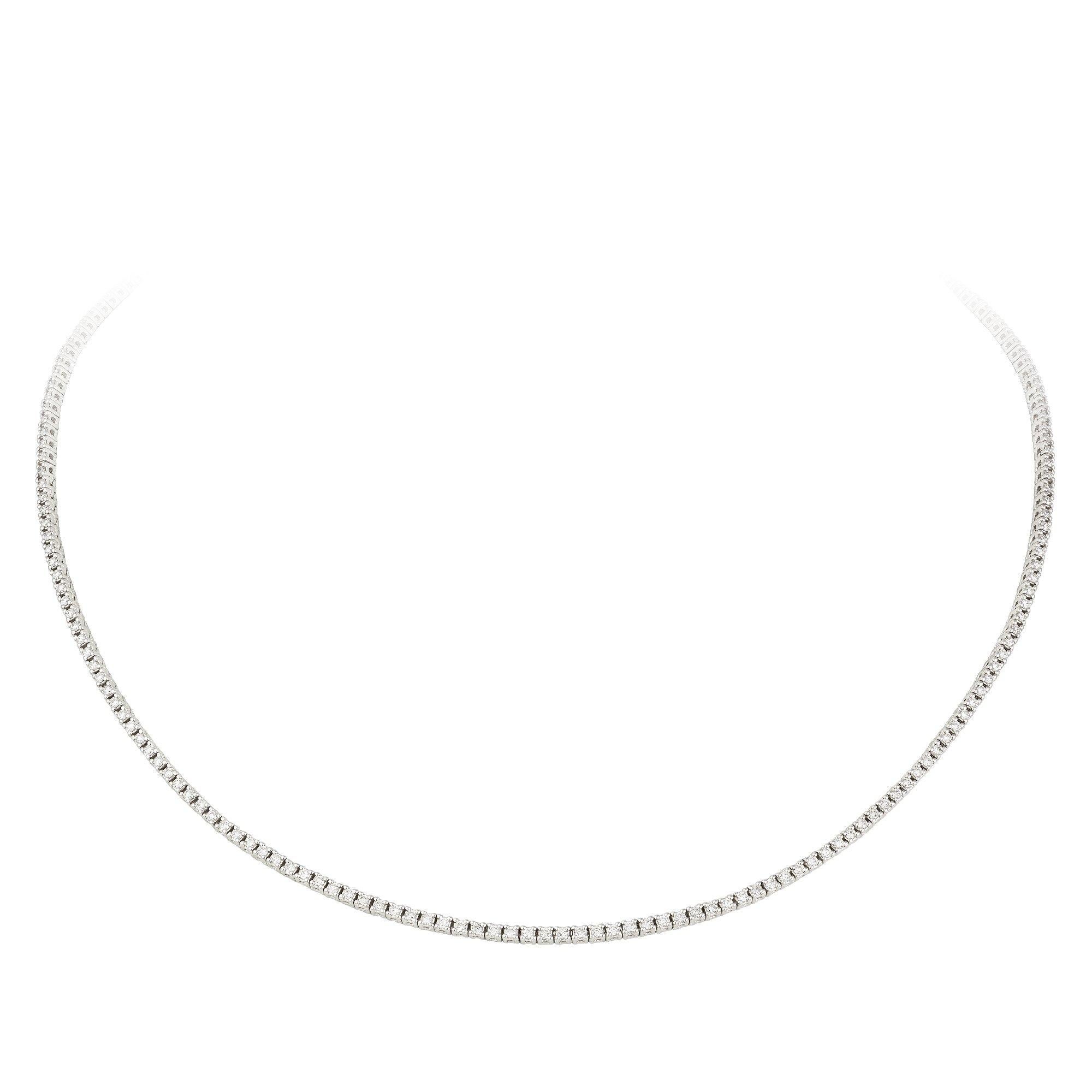 Round Cut Classic Diamond Necklace 18K White Gold for Her For Sale