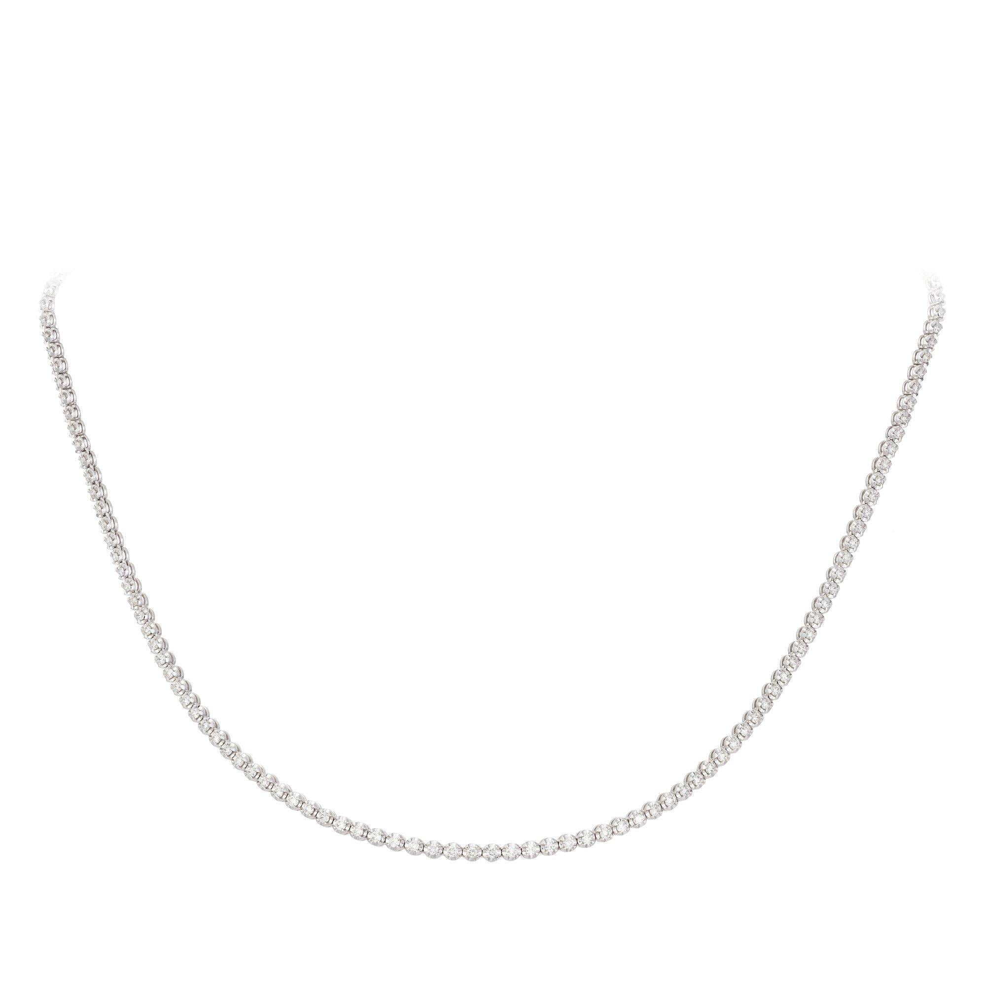 Round Cut Classic Diamond Necklace 18k White Gold for Her For Sale