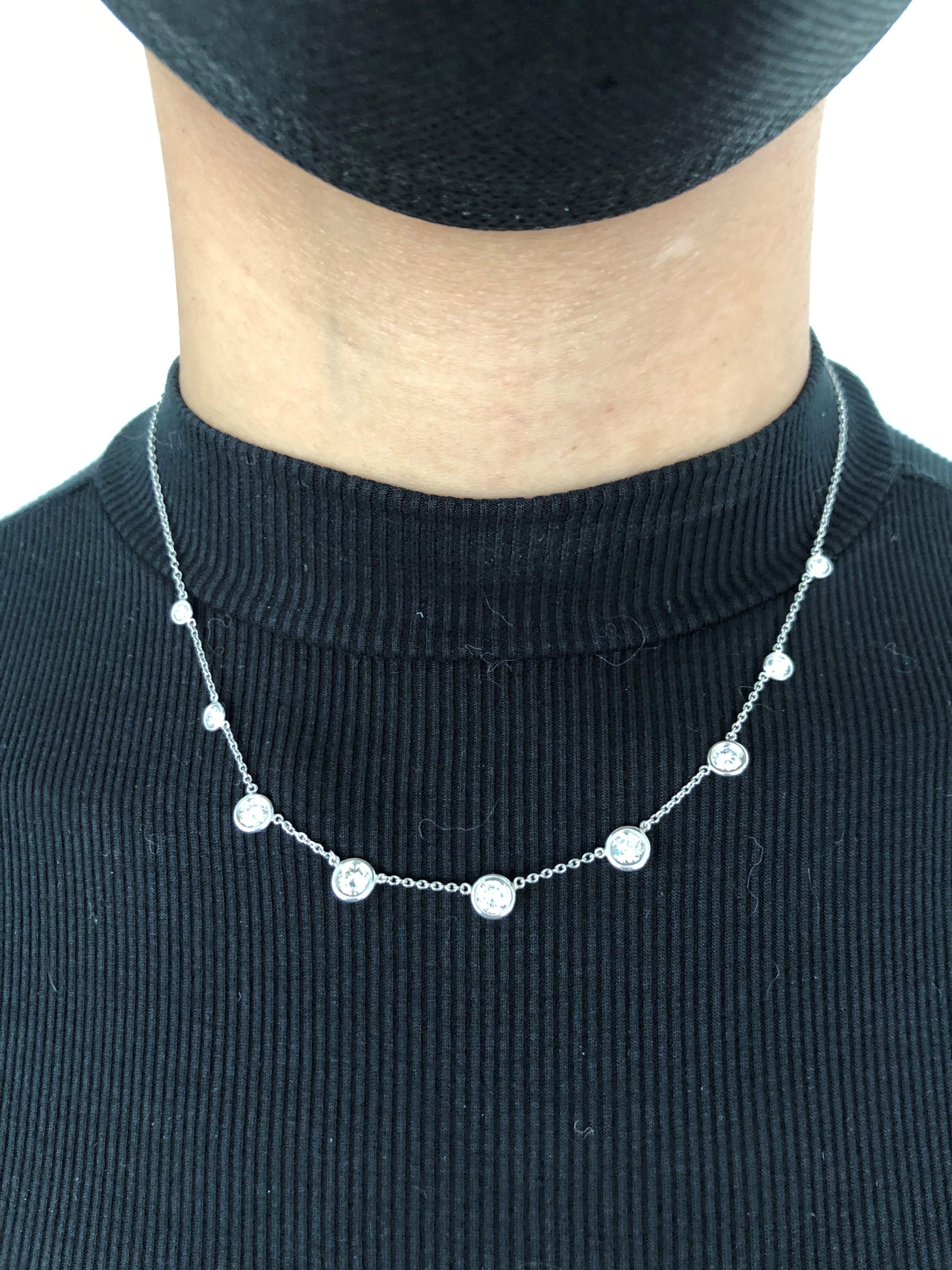 Classic Diamond Necklace in 18 Karat White Gold For Sale 4