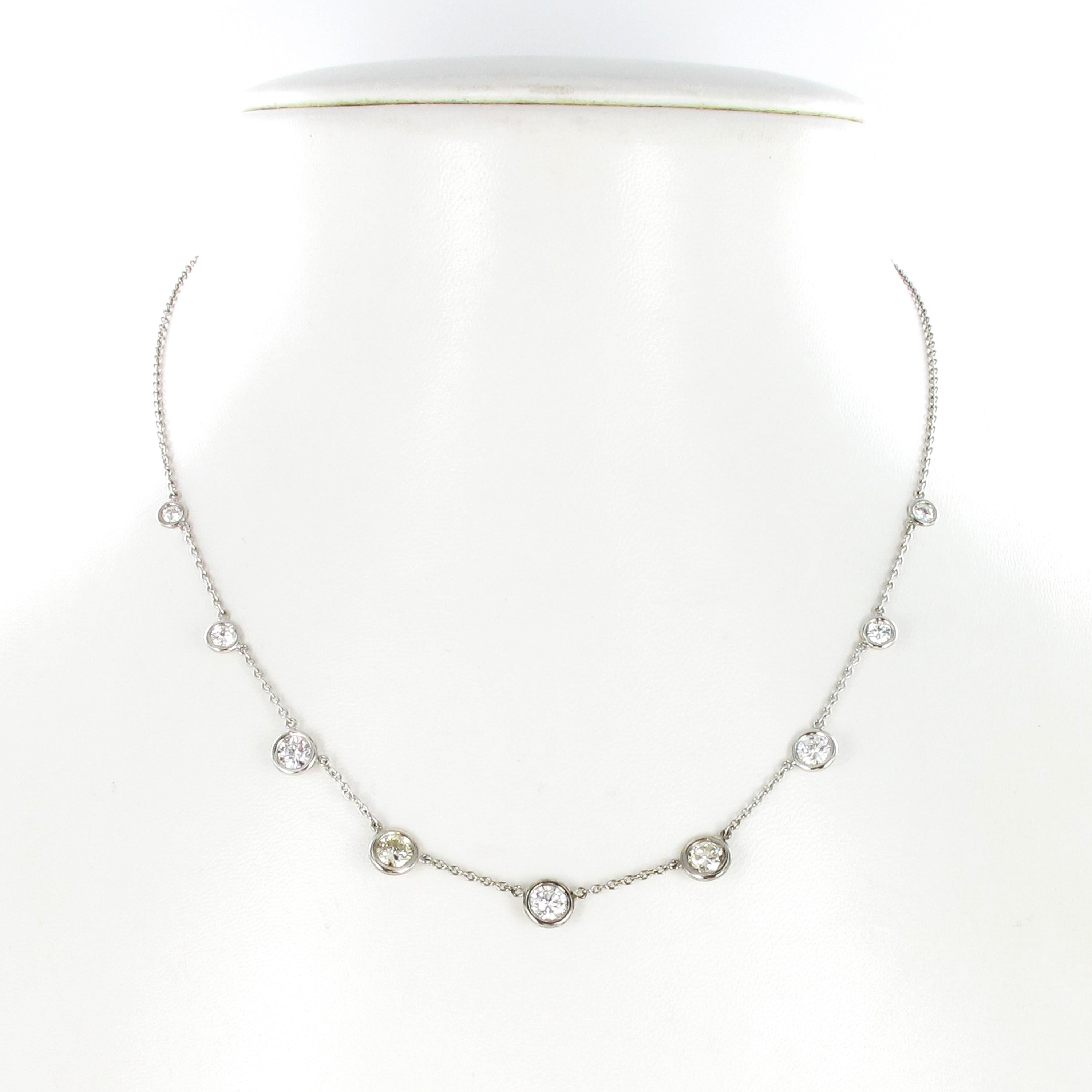 Modern Classic Diamond Necklace in 18 Karat White Gold For Sale