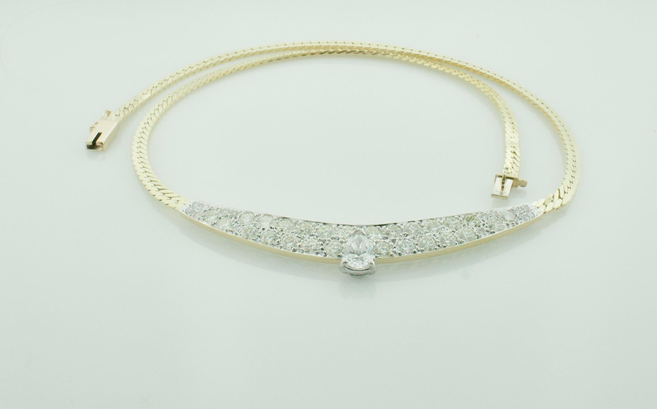 Classic Diamond Necklace in White and Yellow Gold Circa 1960's 3.55 Total Carats In Excellent Condition For Sale In Wailea, HI