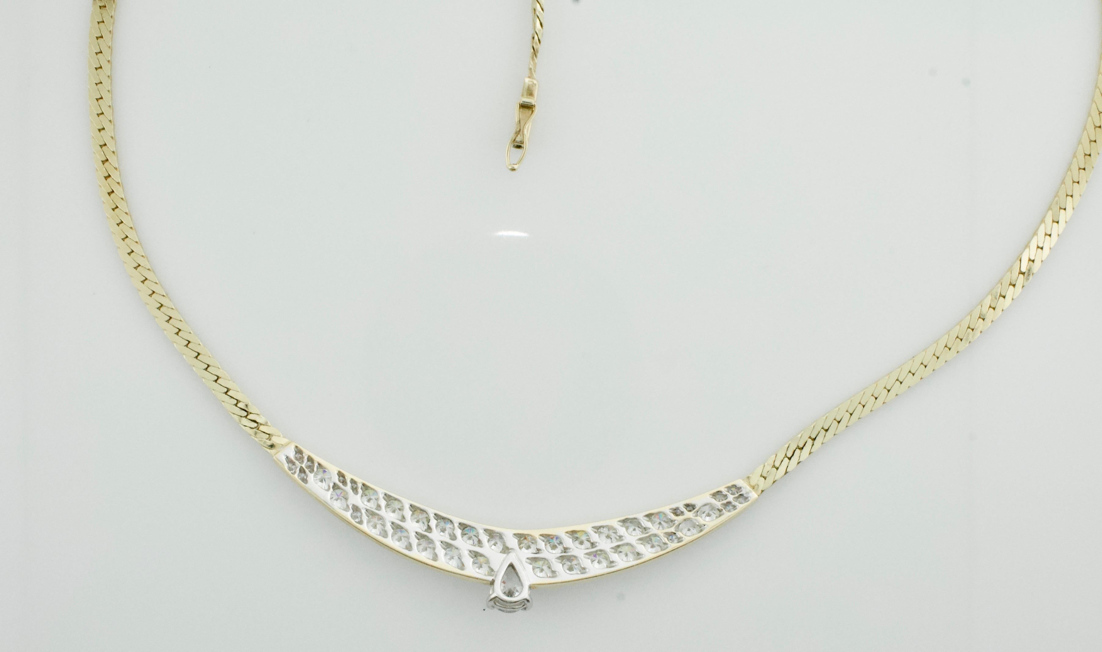 Vintage 1960s Diamond Necklace in White & Yellow Gold – 3.55 Carats Total For Sale 2