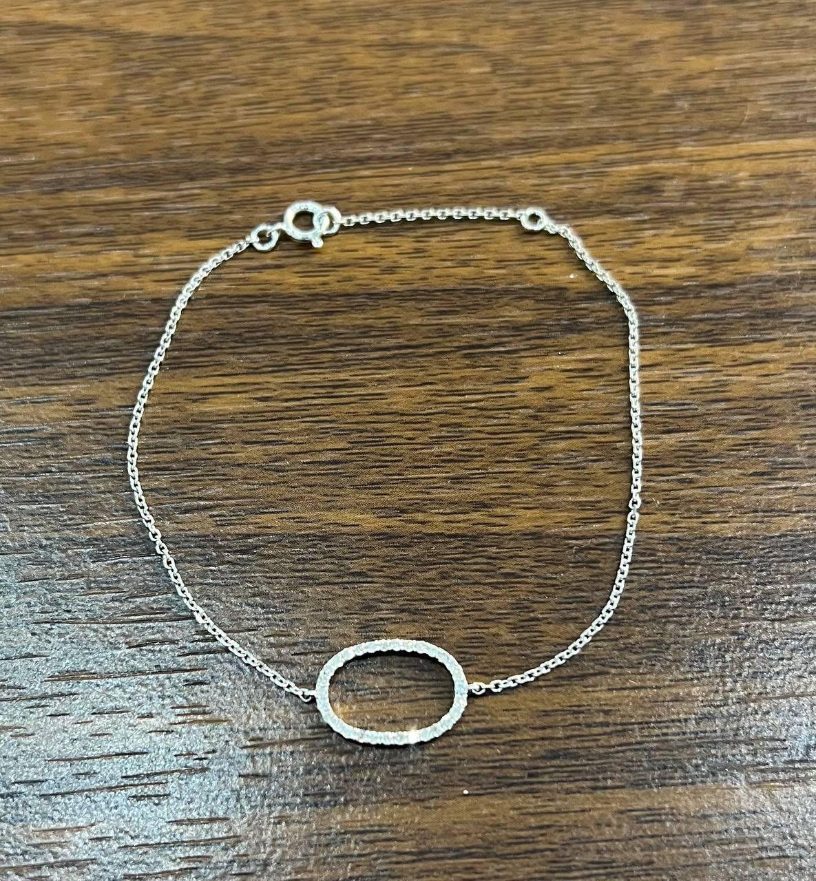 Oval Cut Classic Diamond Oval Shape Statement 14K White Gold Chain Minimalistic Bracelet For Sale