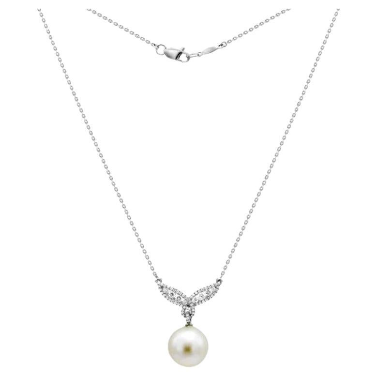Classic Diamond Pearl White 18K Gold Tie Style Necklace for Her