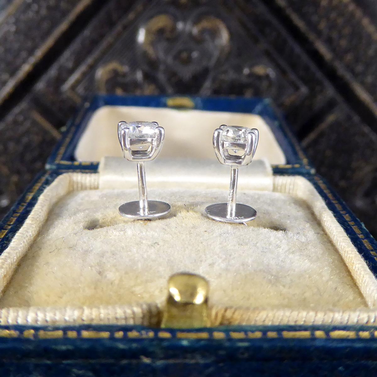 Brilliant Cut Classic Diamond Stud Earrings in 18ct White Gold For Sale