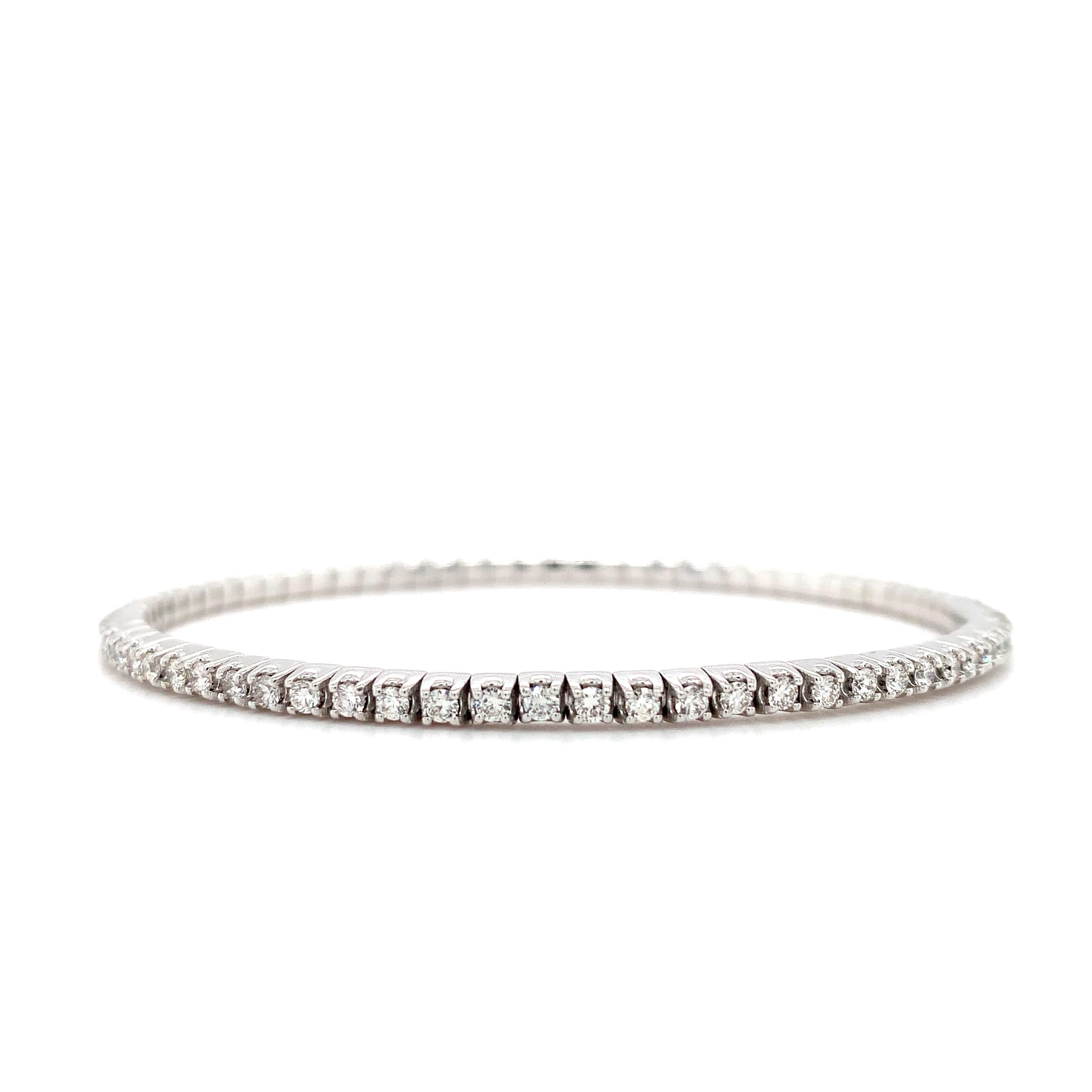 Classic Diamant-Tennisarmband dehnbar Stretch 18k Weißgold im Angebot 4